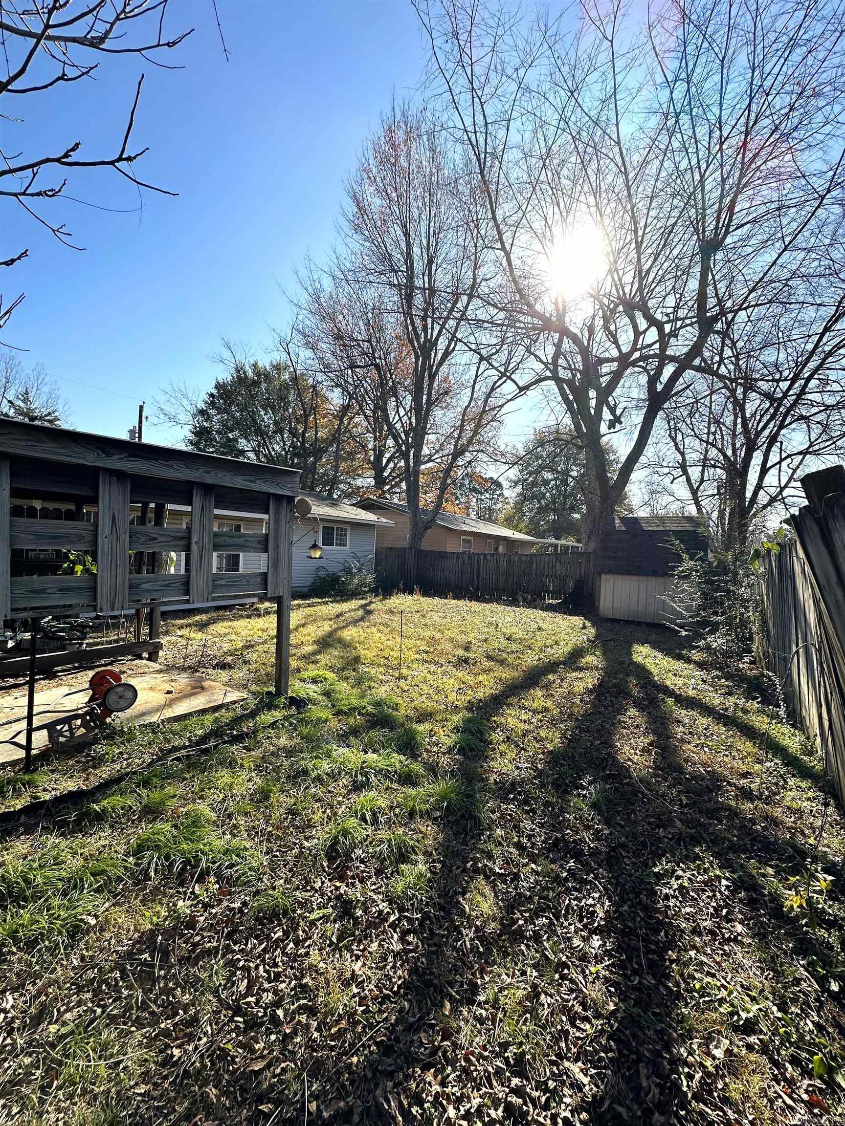 1107  Glenaire St  Mena, AR