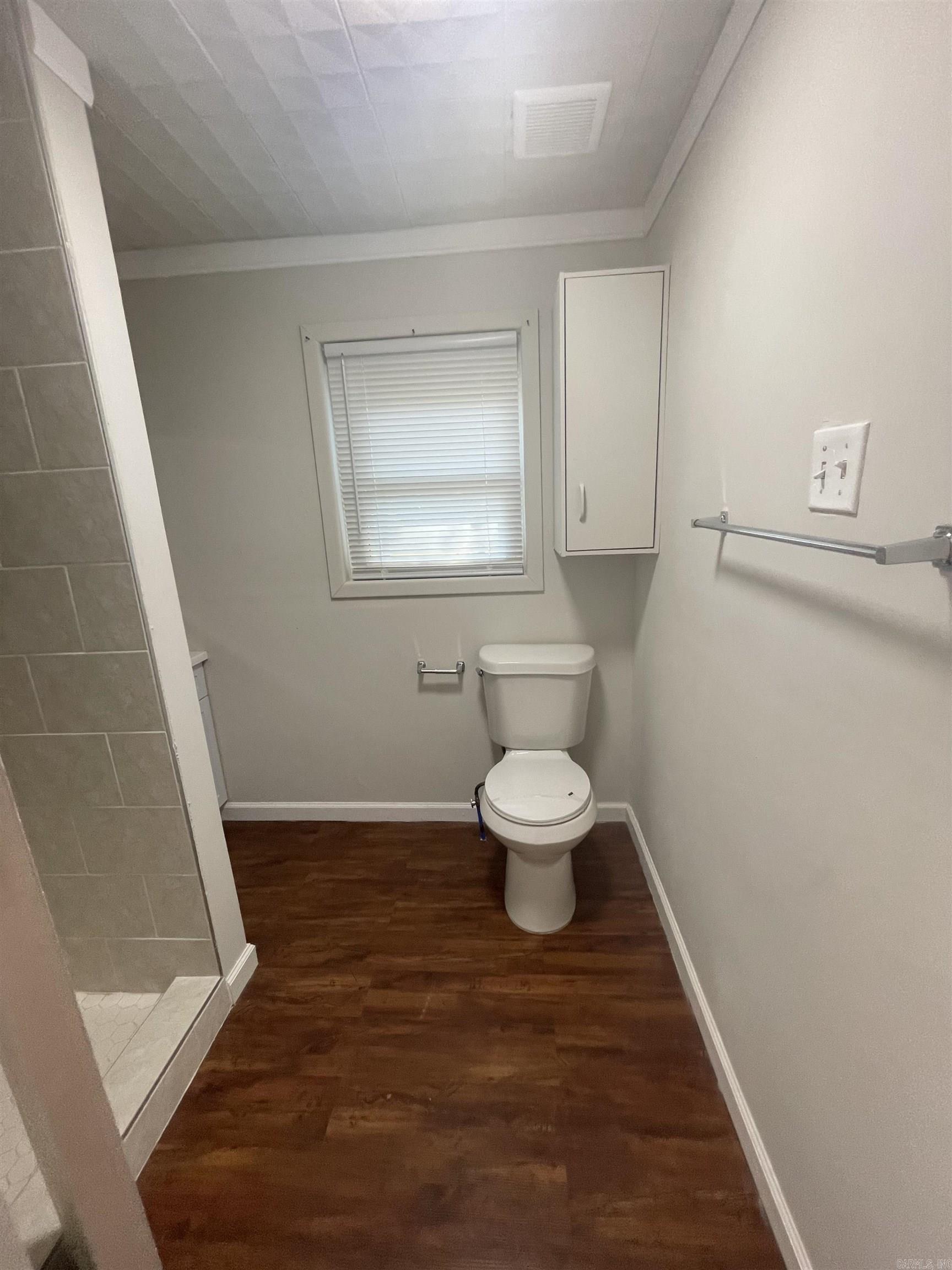 212-214  Crestview St.  Texarkana, TX