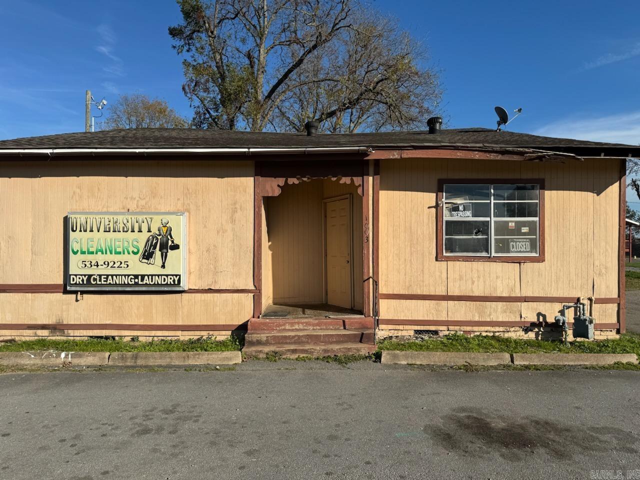 1003  University  Pine Bluff, AR