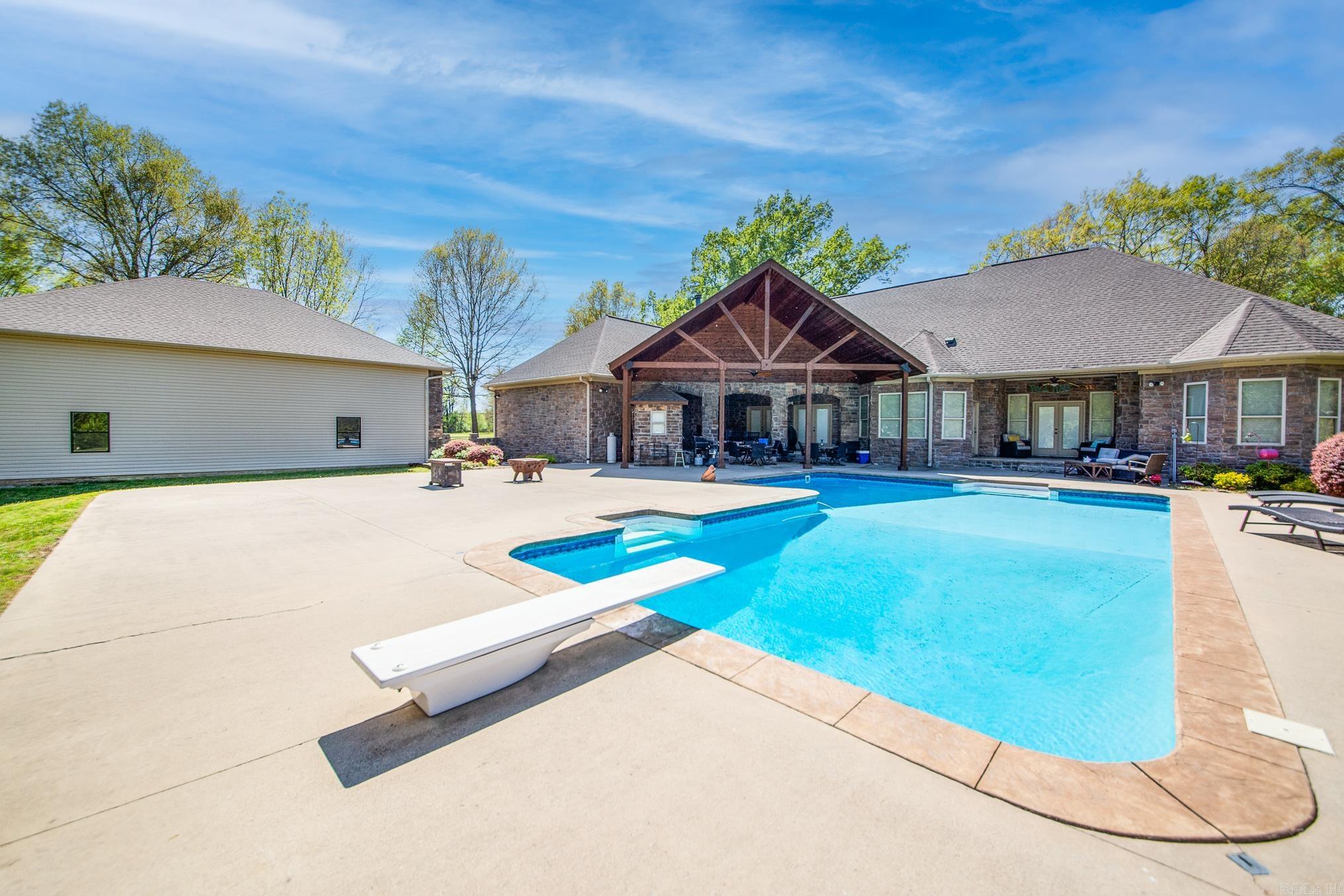 303  Duren  Cabot, AR