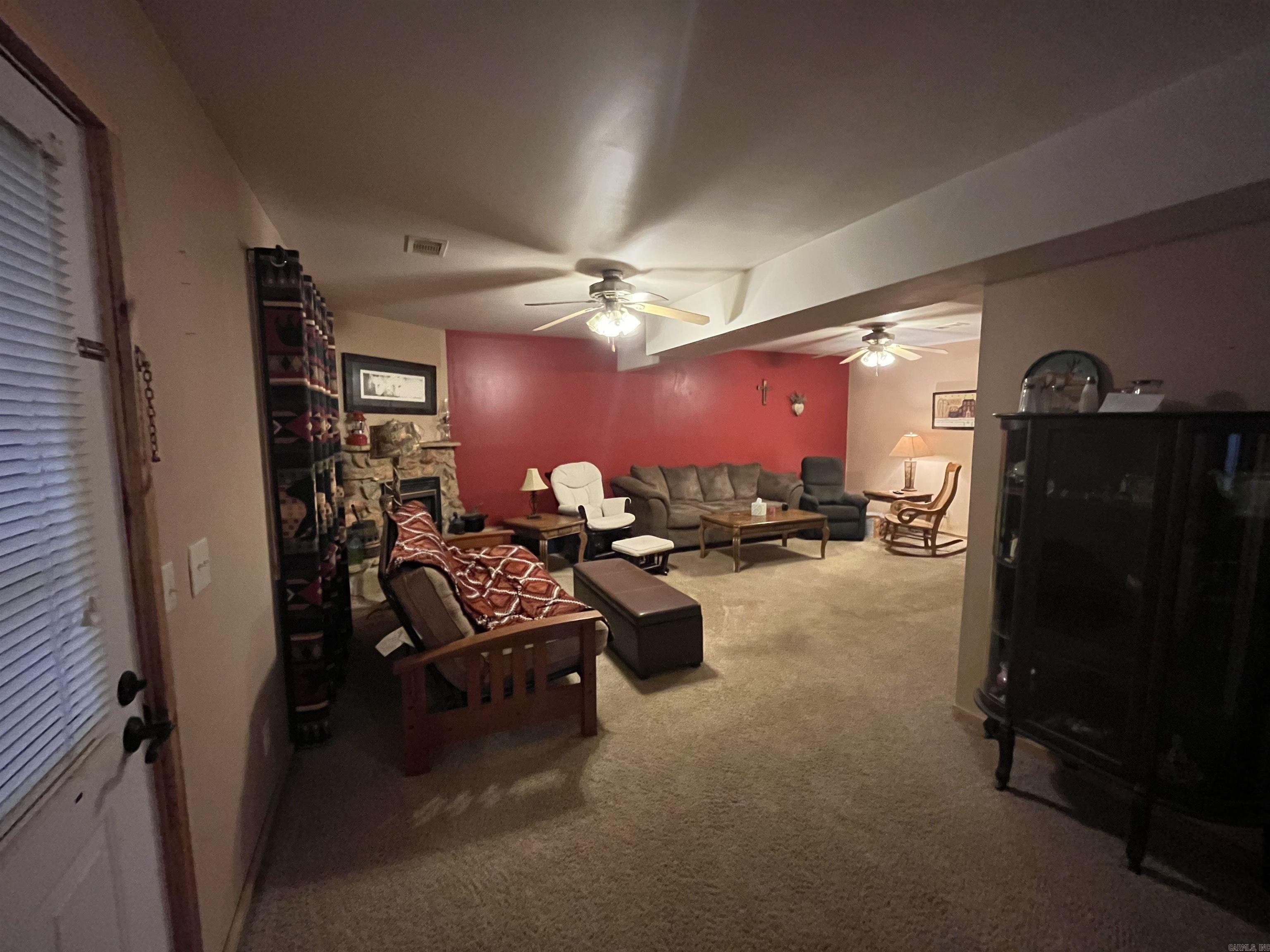 1217 Lovell Ln Mountain View, AR 72560