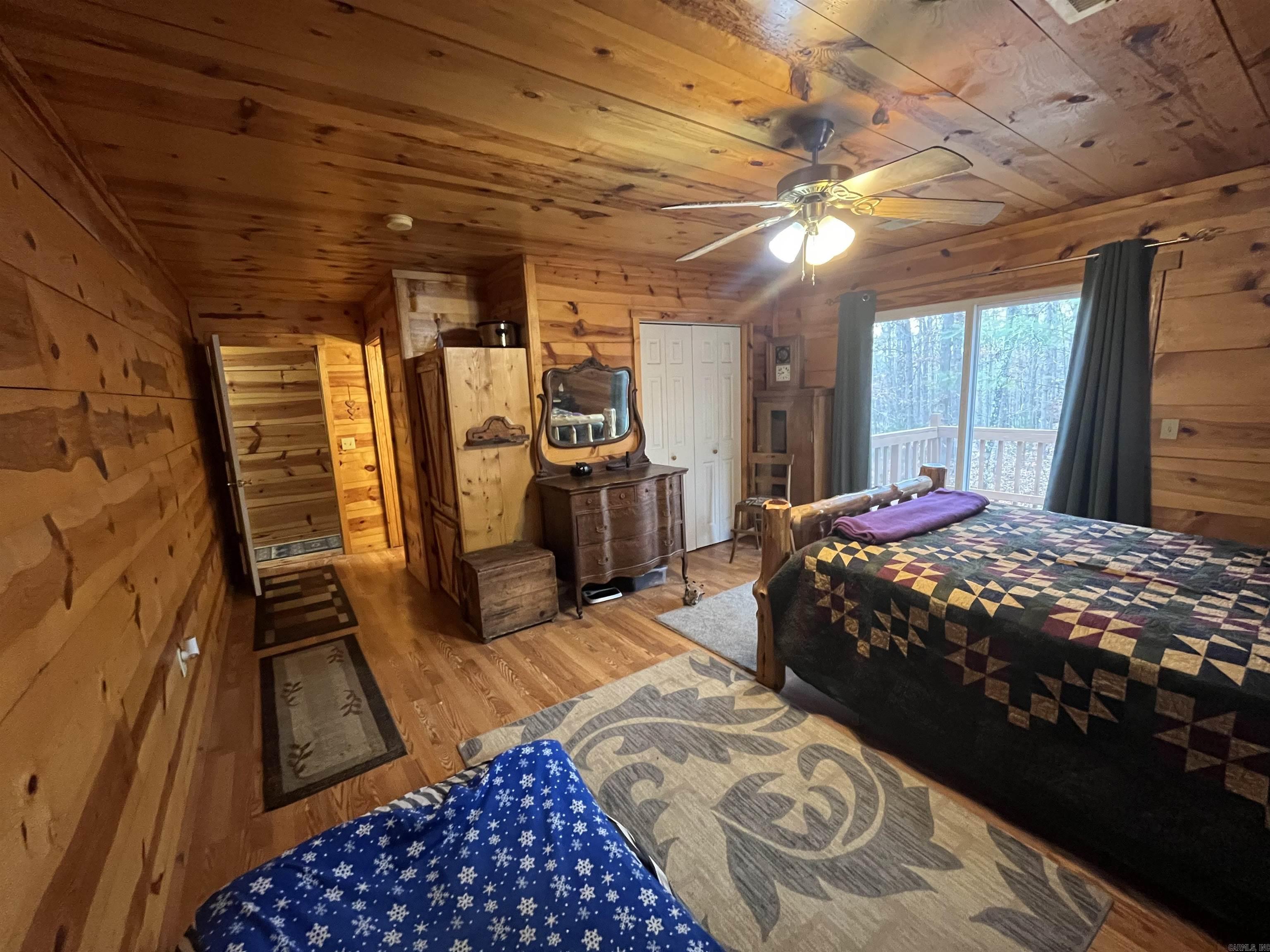 1217 Lovell Ln Mountain View, AR 72560
