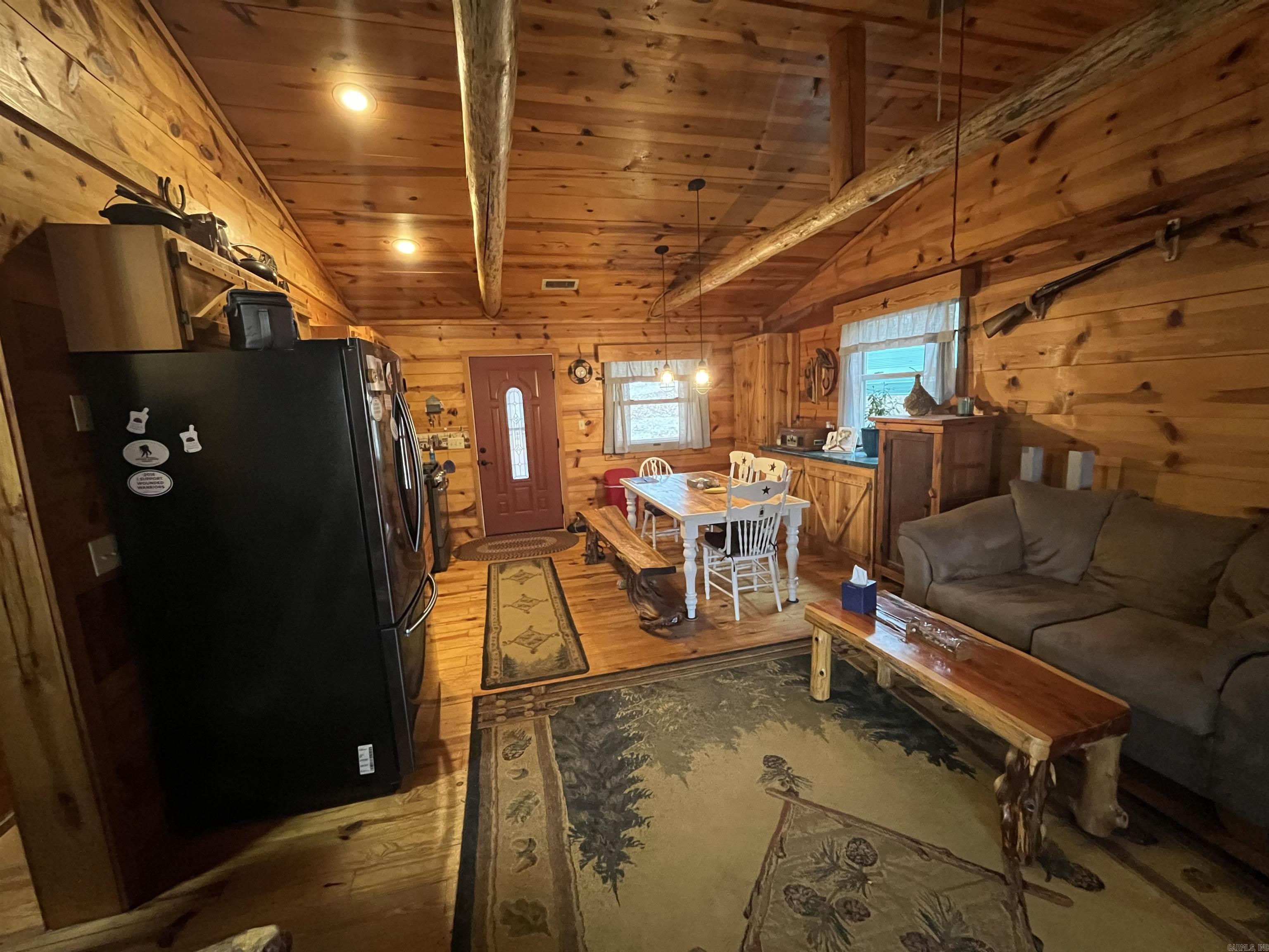 1217 Lovell Ln Mountain View, AR 72560