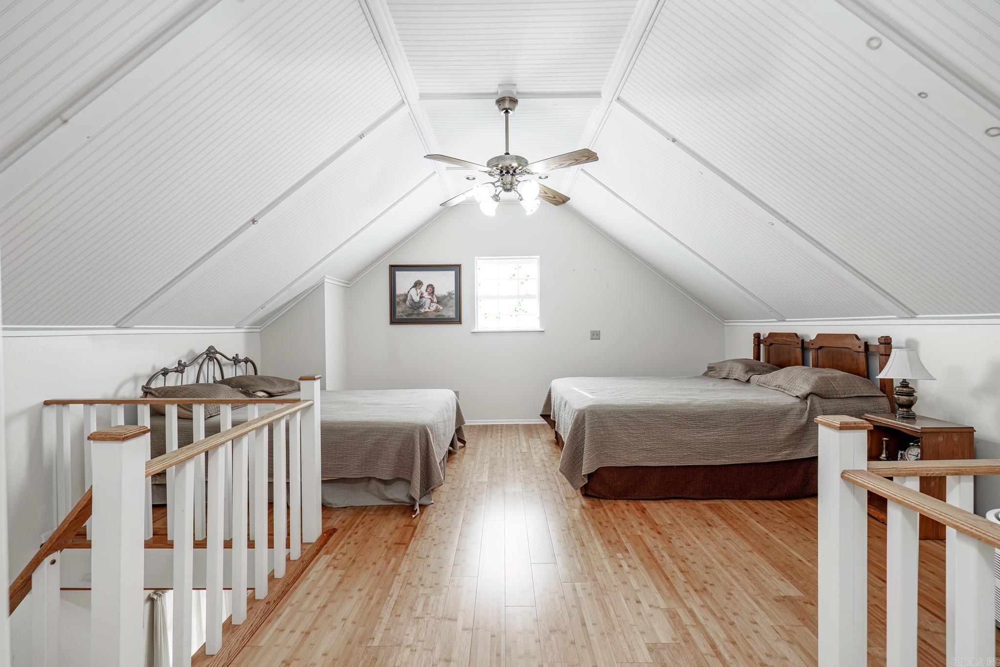 469  Chinook W  Amity, AR