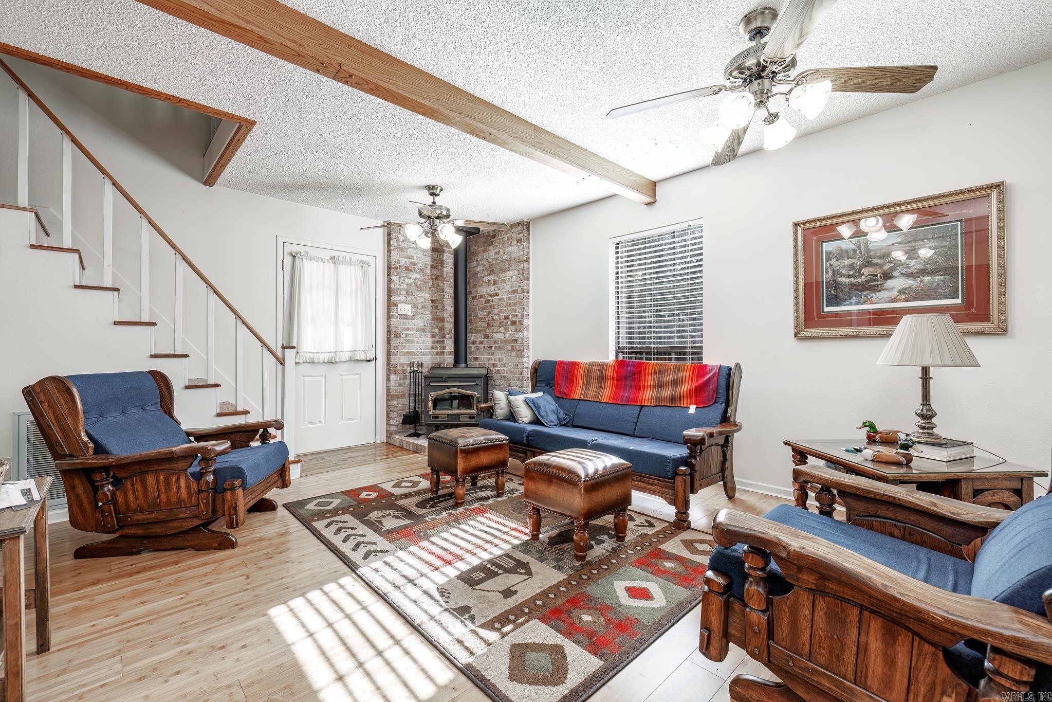 469  Chinook W  Amity, AR
