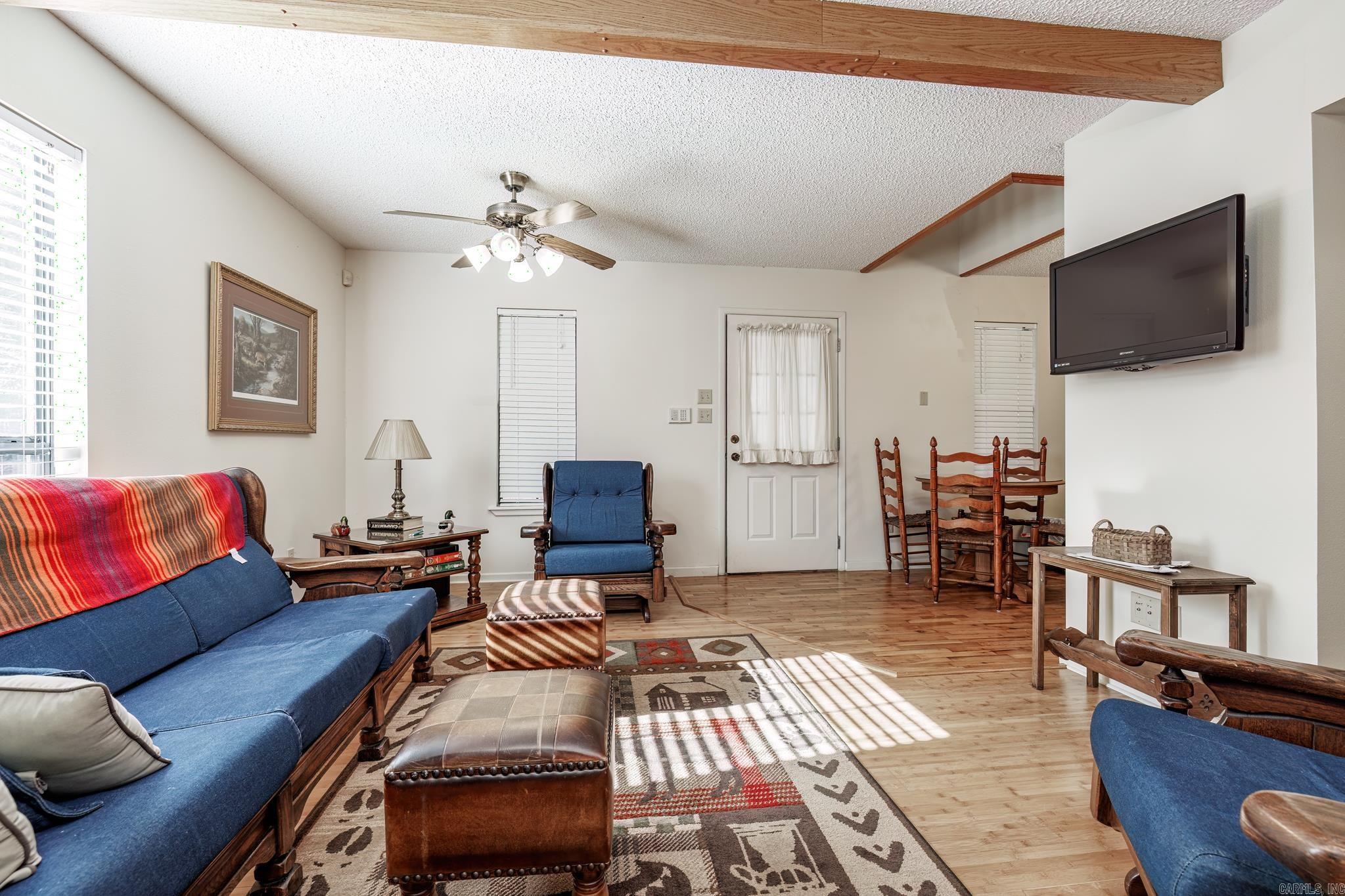469  Chinook W  Amity, AR