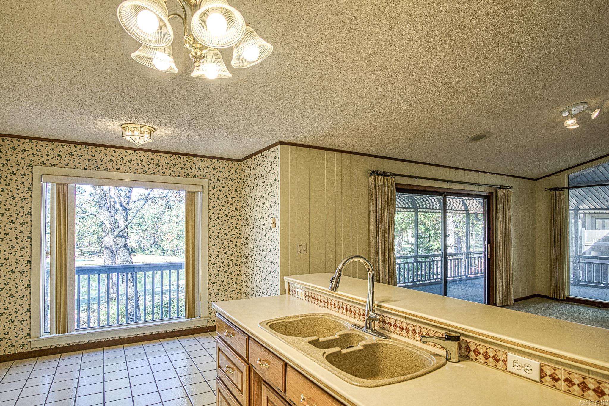 8 Alamito Lane Hot Springs Village, AR 71909