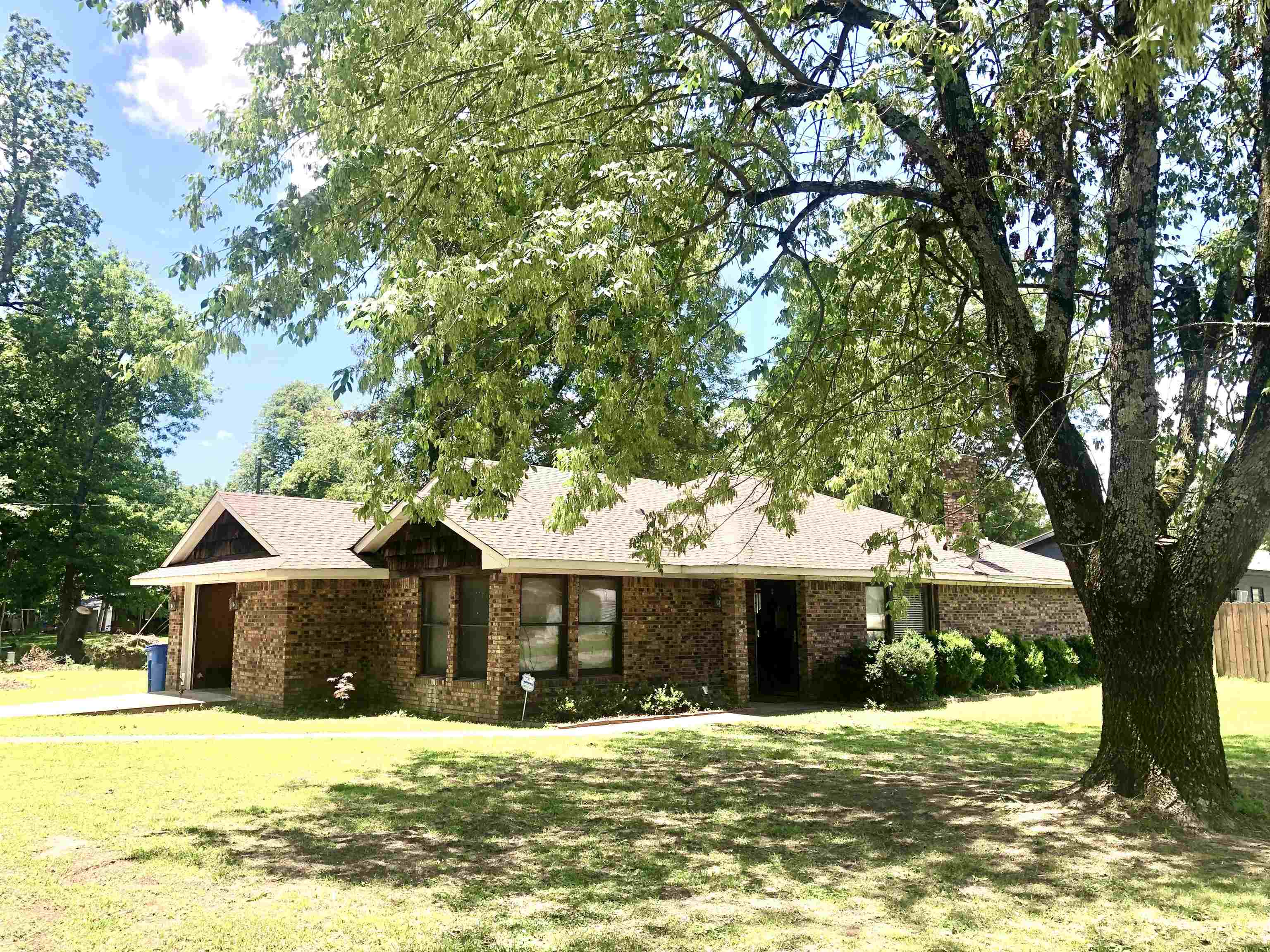 2509  CHERRY ST.  Corning, AR