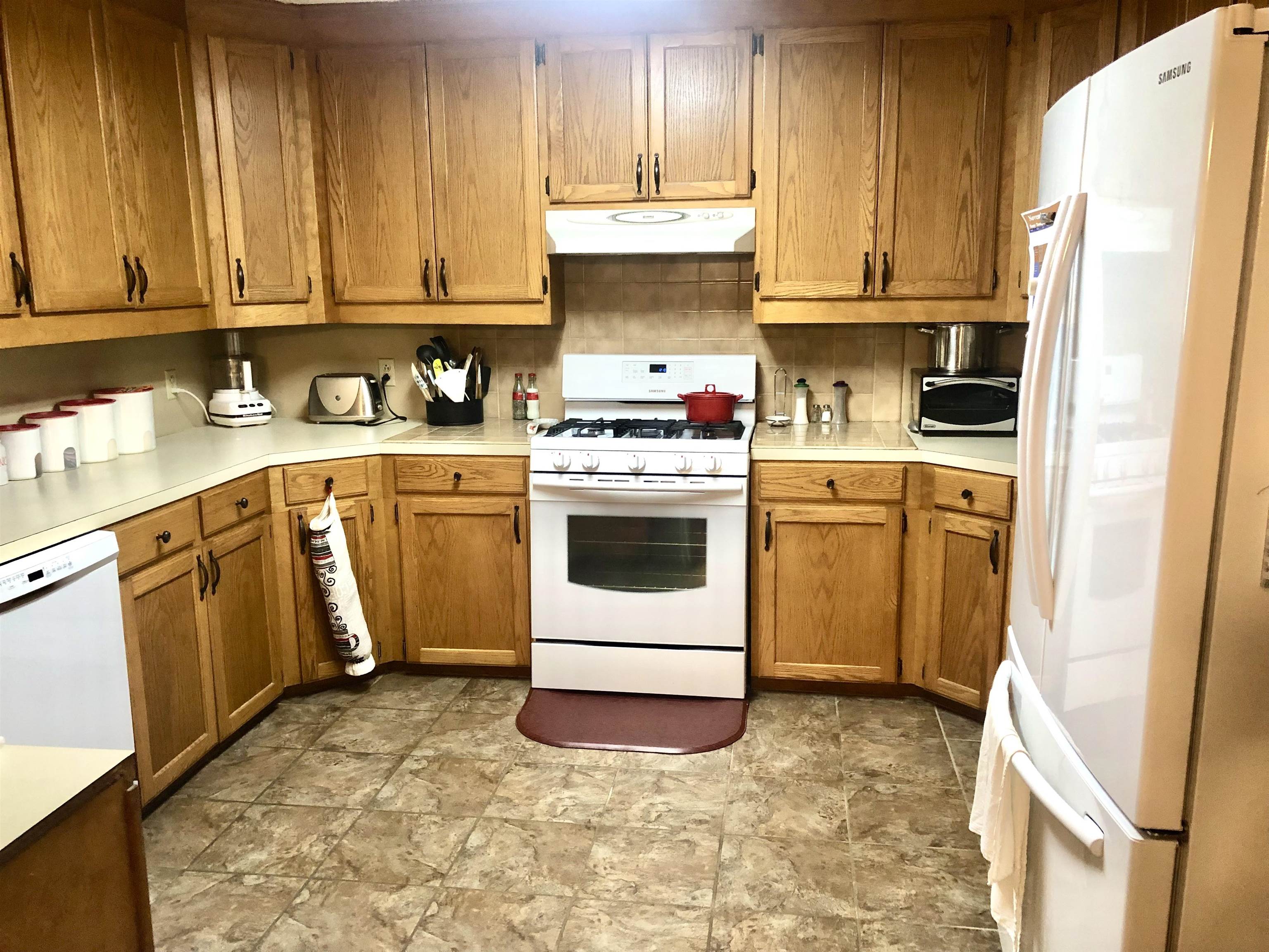 2509  CHERRY ST.  Corning, AR