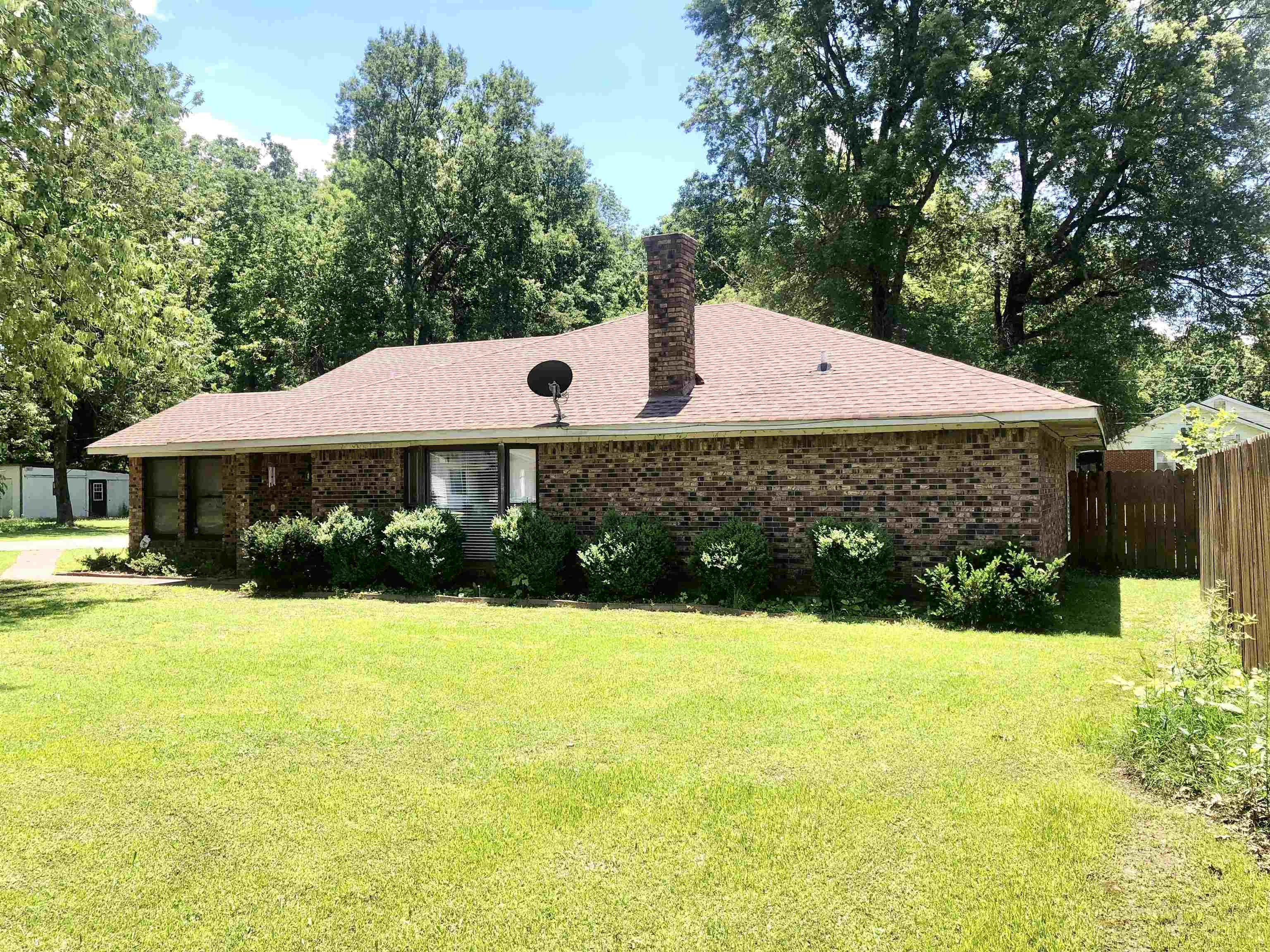 2509  CHERRY ST.  Corning, AR