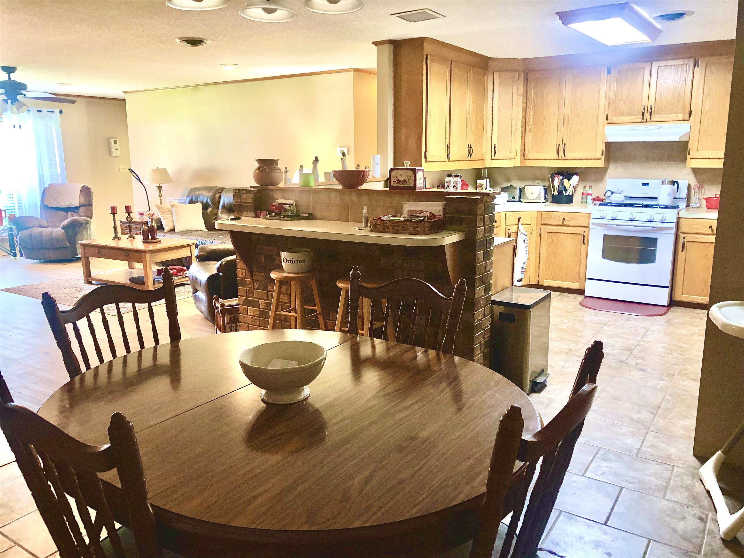 2509  CHERRY ST.  Corning, AR