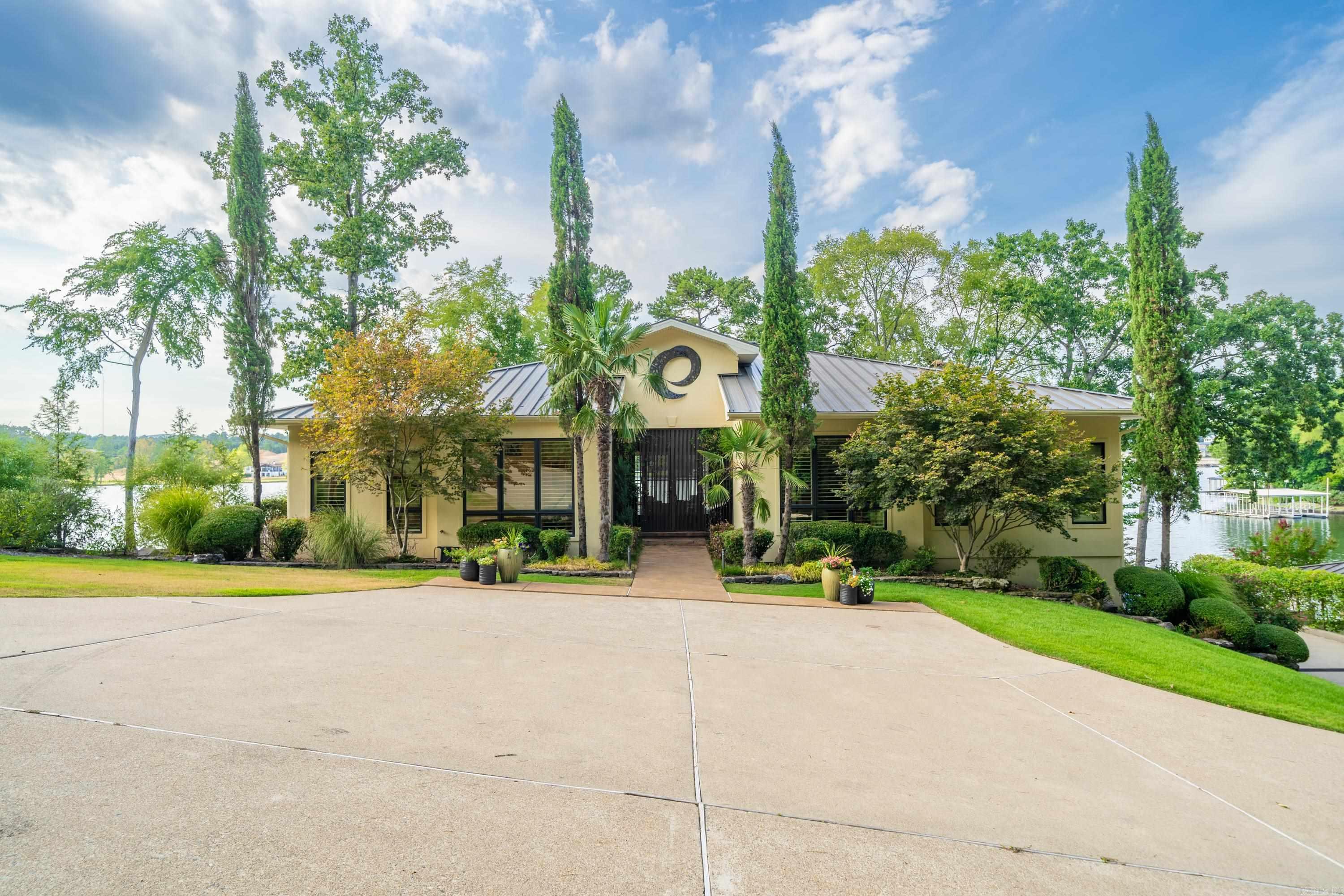 720 Bayshore Hot Springs, AR 71901
