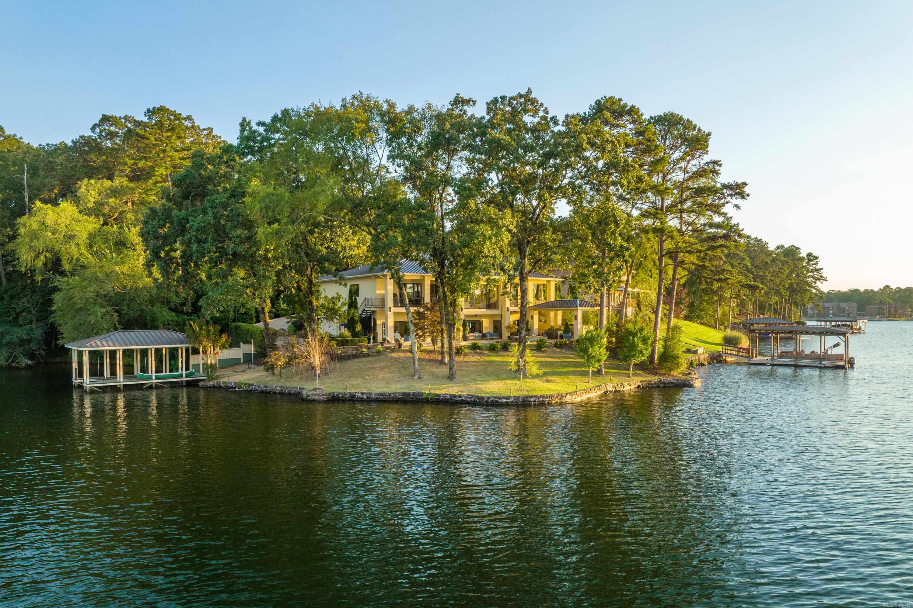 720 Bayshore Hot Springs, AR 71901