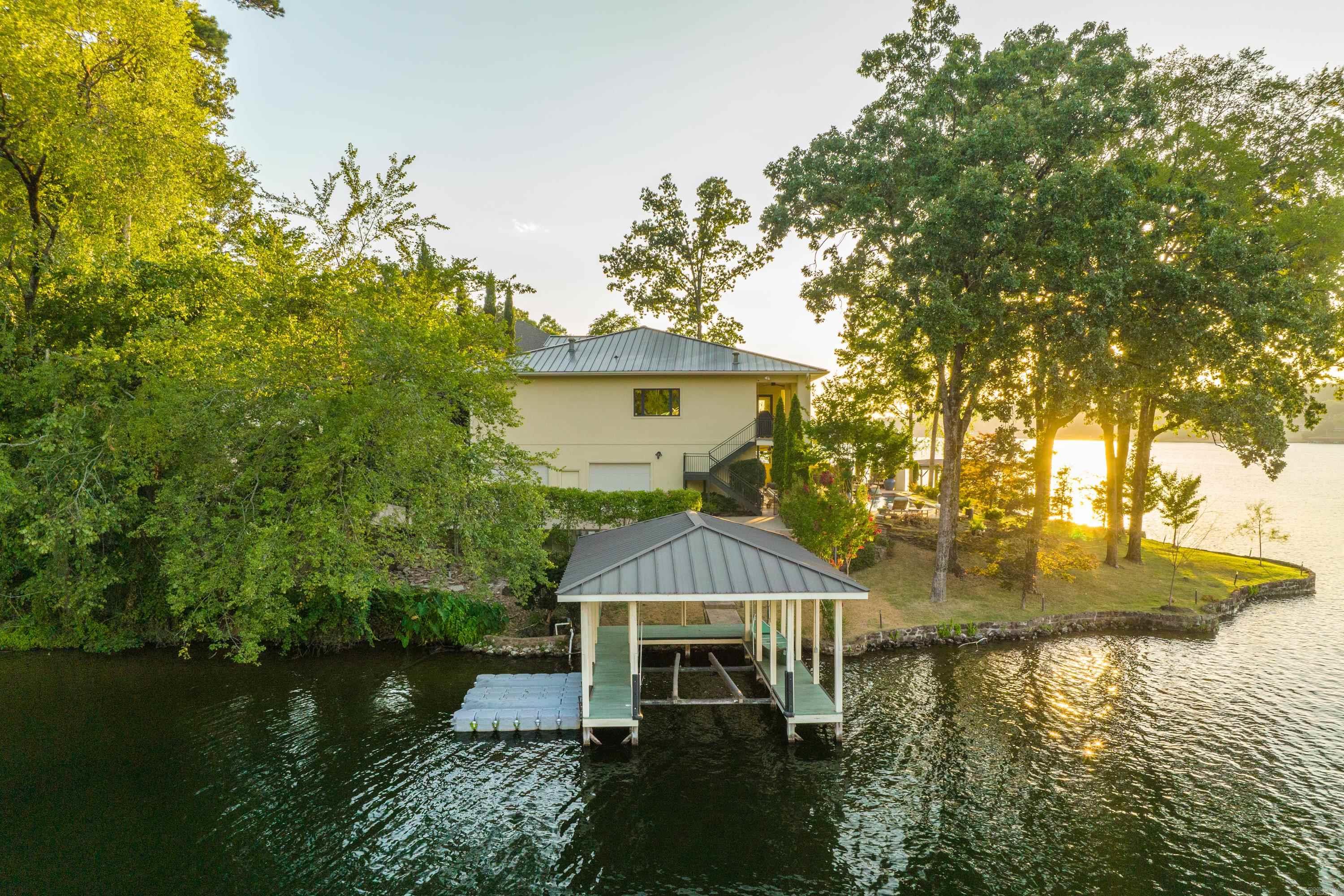 720 Bayshore Hot Springs, AR 71901