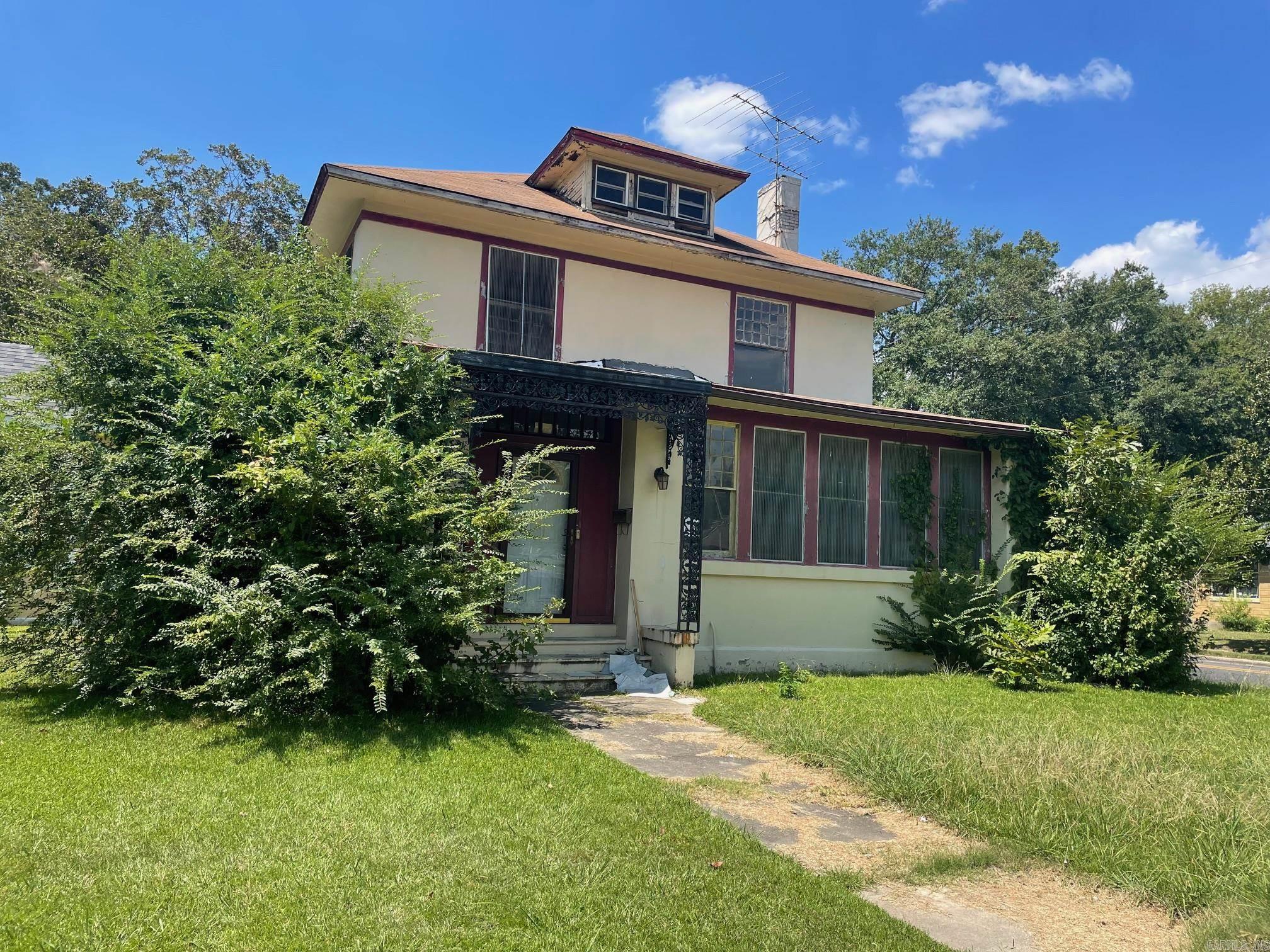 1700 S Laurel St  Pine Bluff, AR