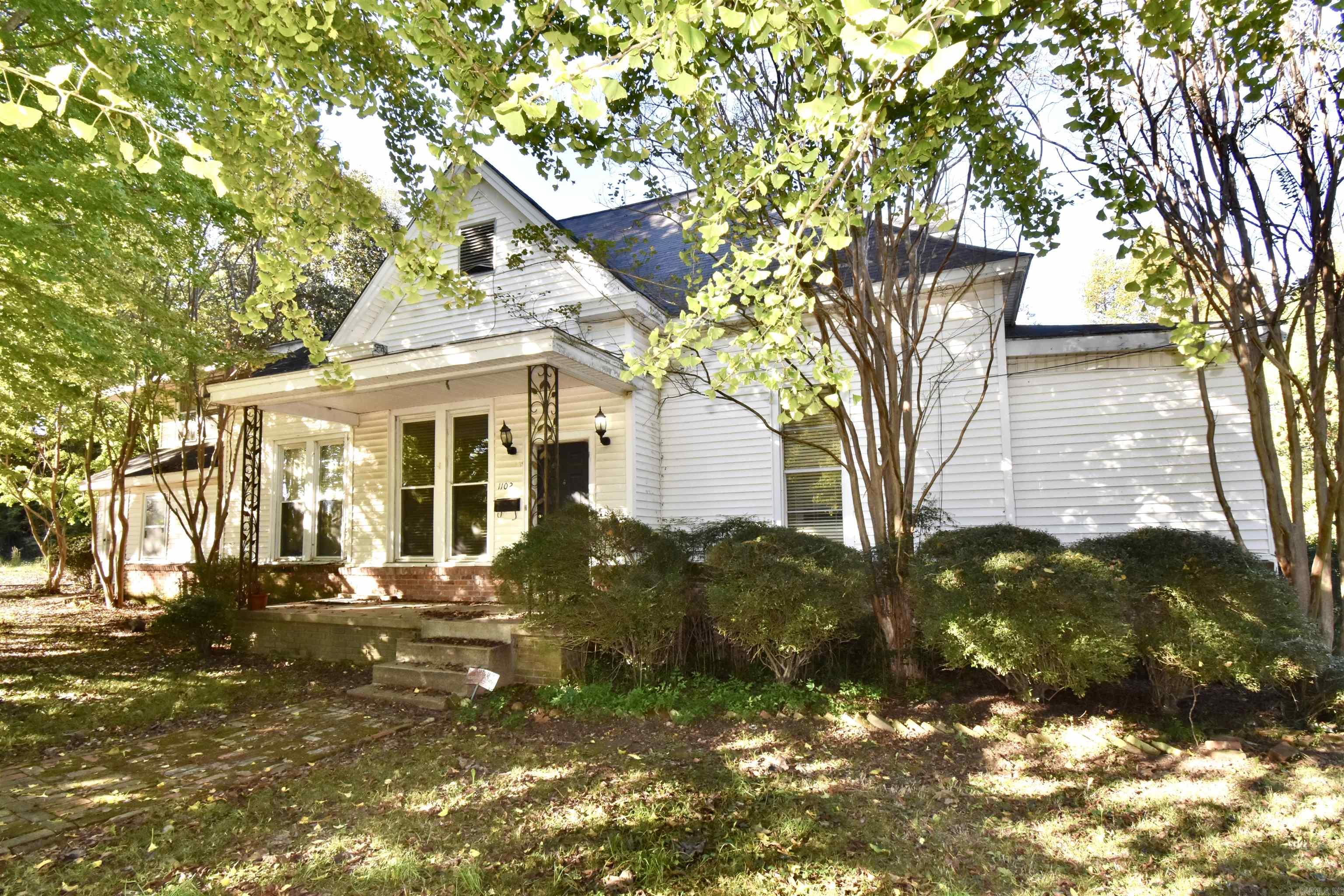 1102  Walker  Helena, AR