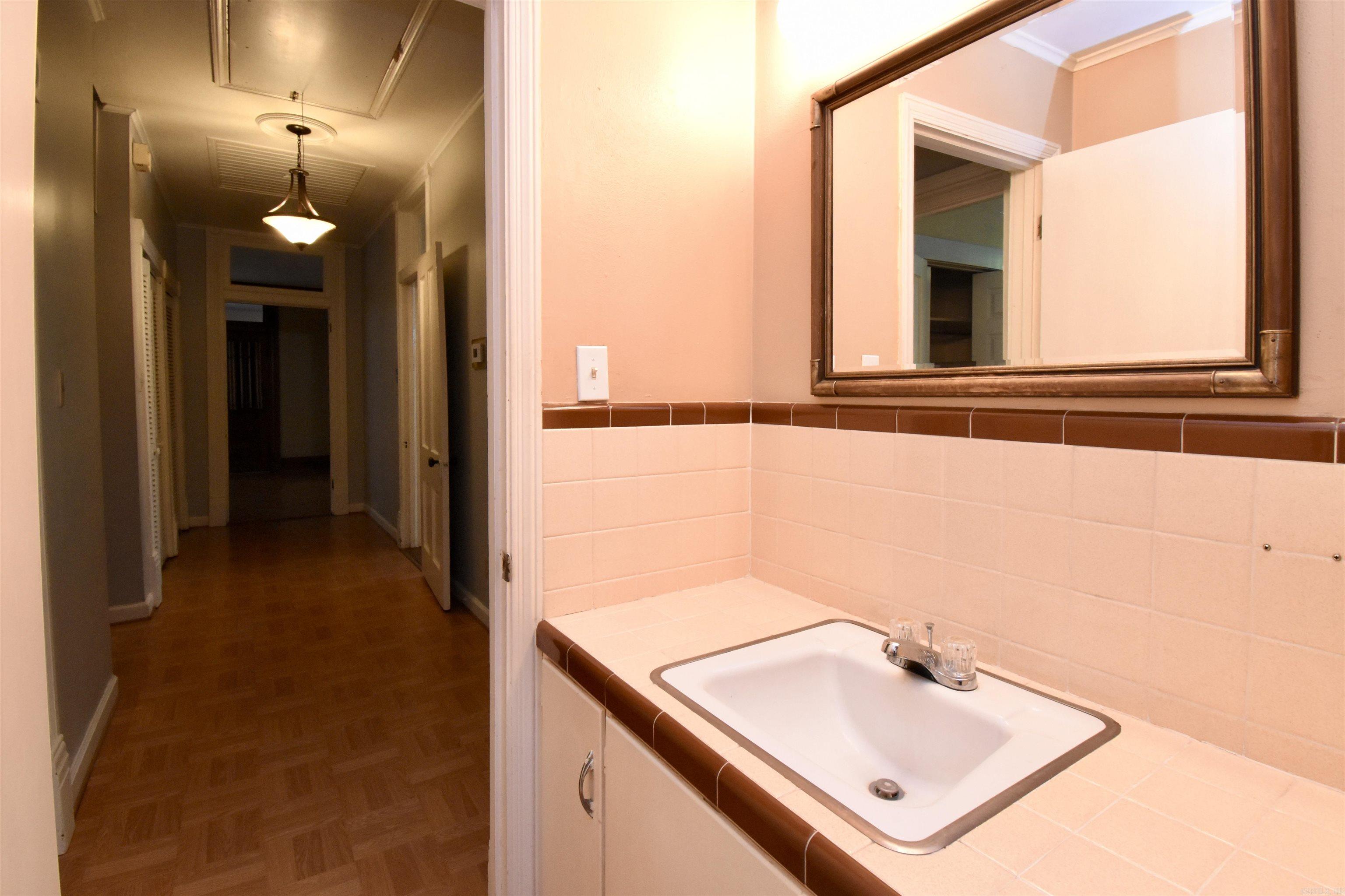 1102  Walker  Helena, AR