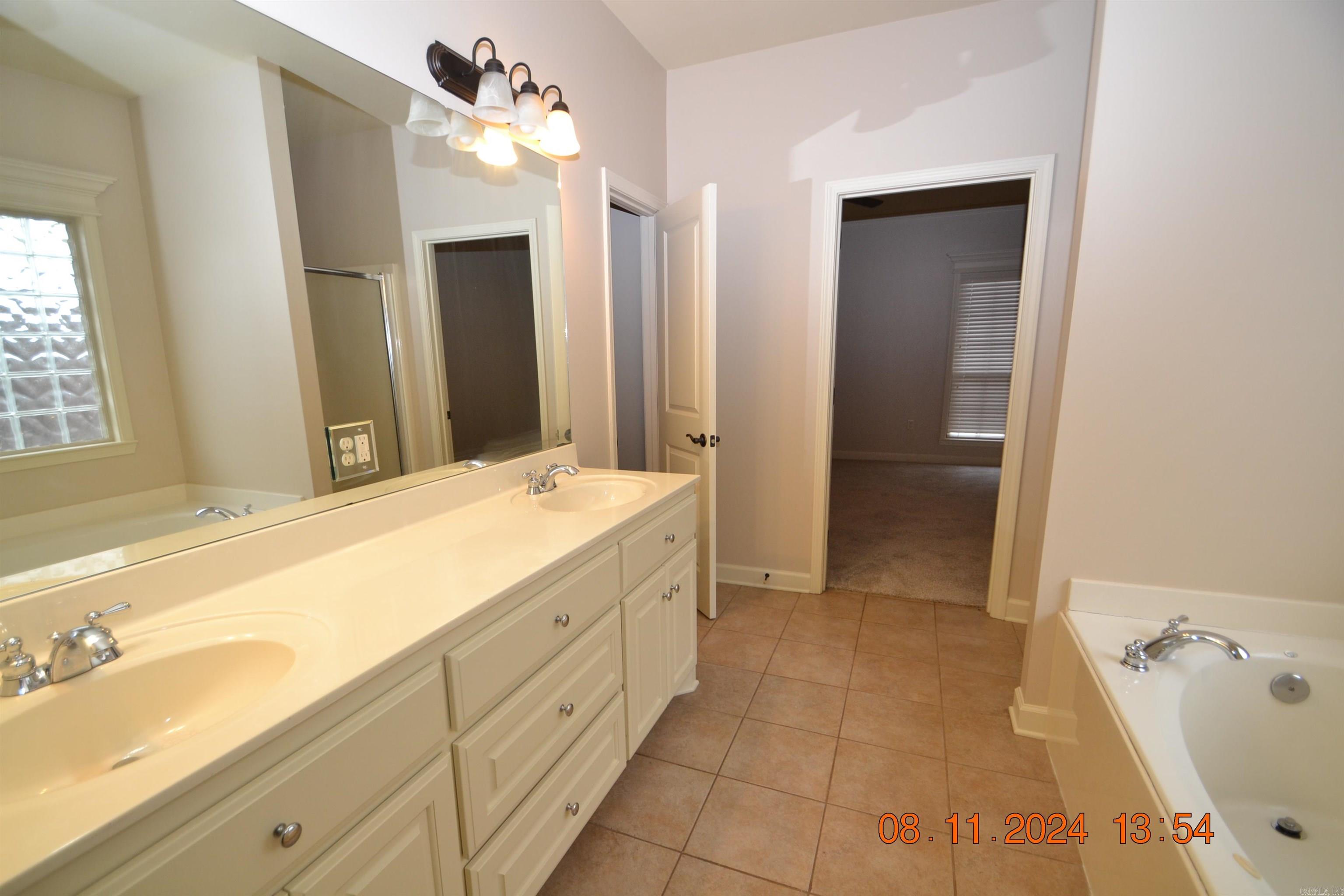 1812 Abbey Lane Benton, AR 72015
