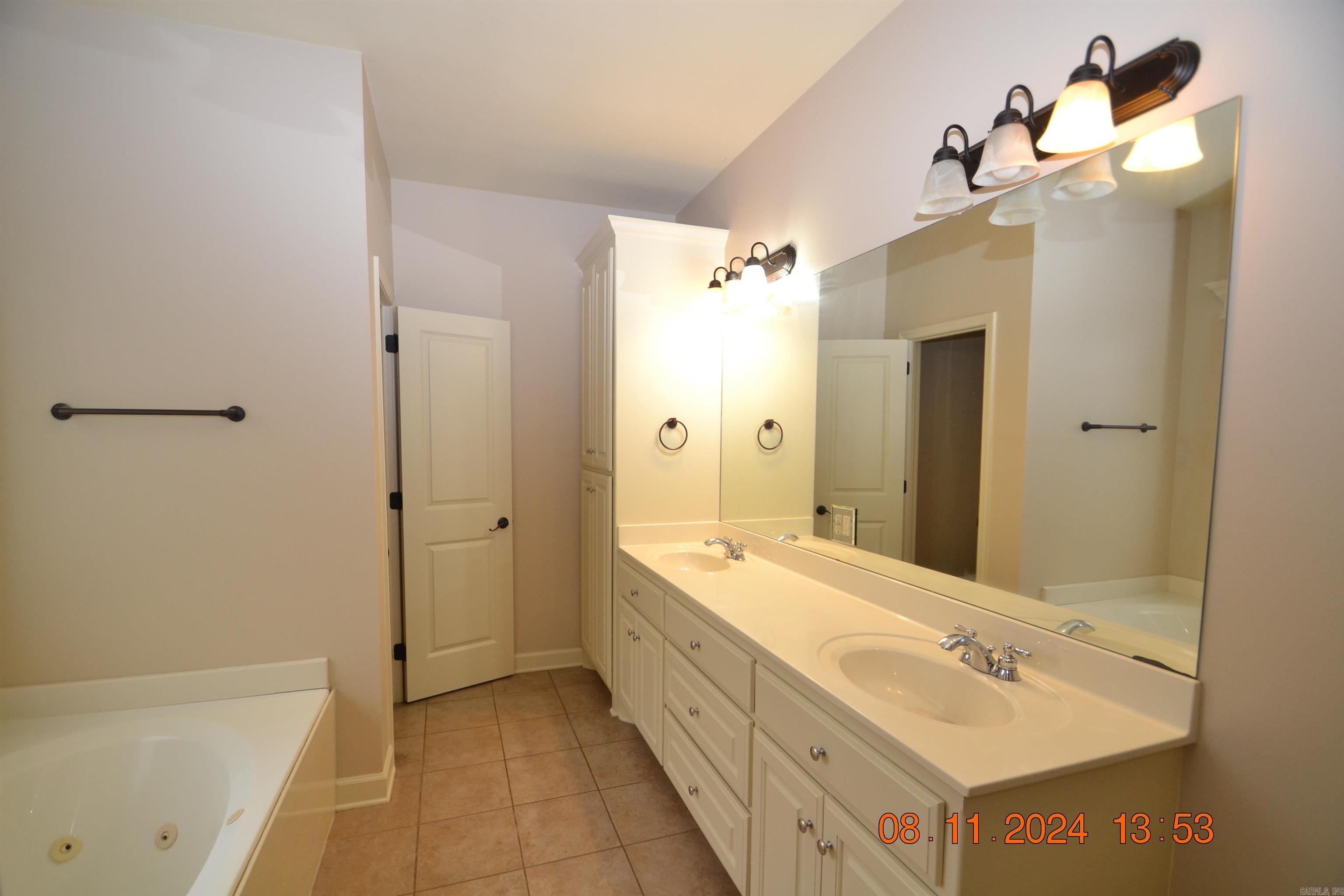 1812 Abbey Lane Benton, AR 72015