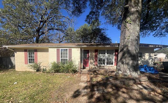 102  King Arthur  Hot Springs, AR