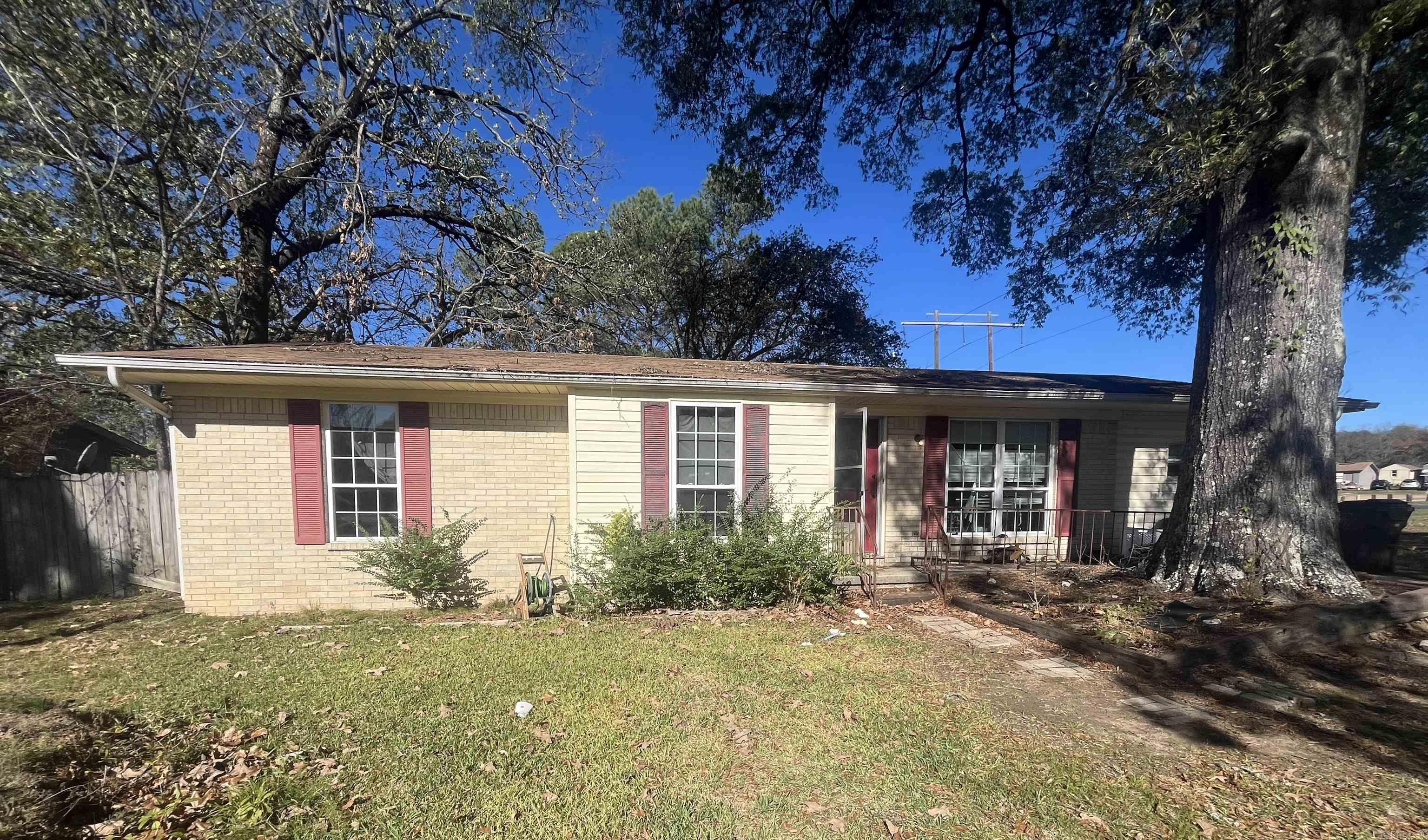 102  King Arthur  Hot Springs, AR