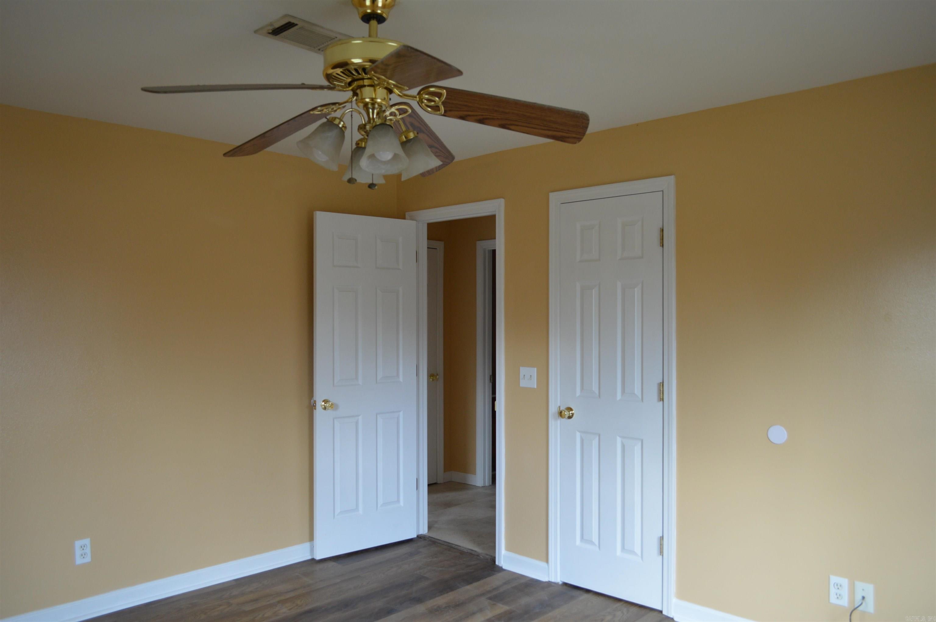 106 W Clinton  Heber Springs, AR