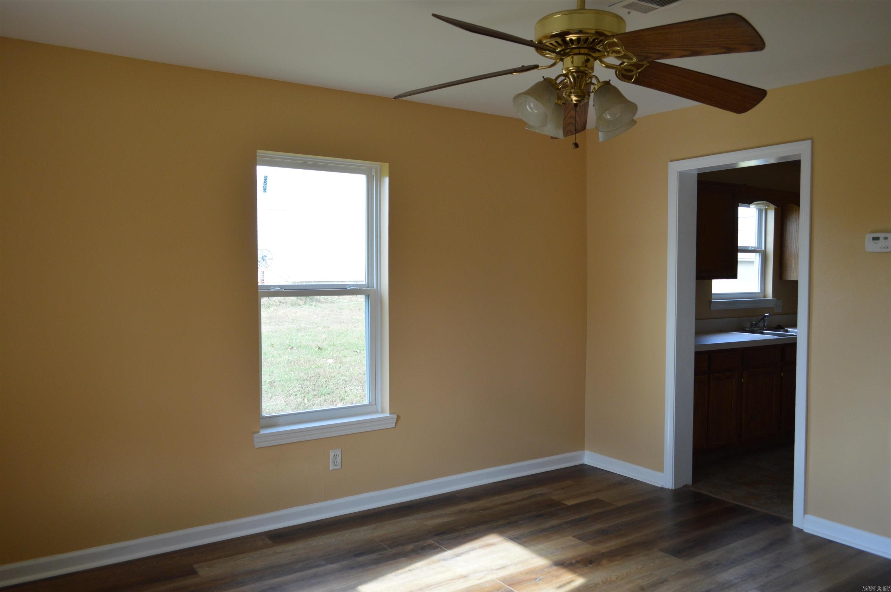 106 W Clinton  Heber Springs, AR