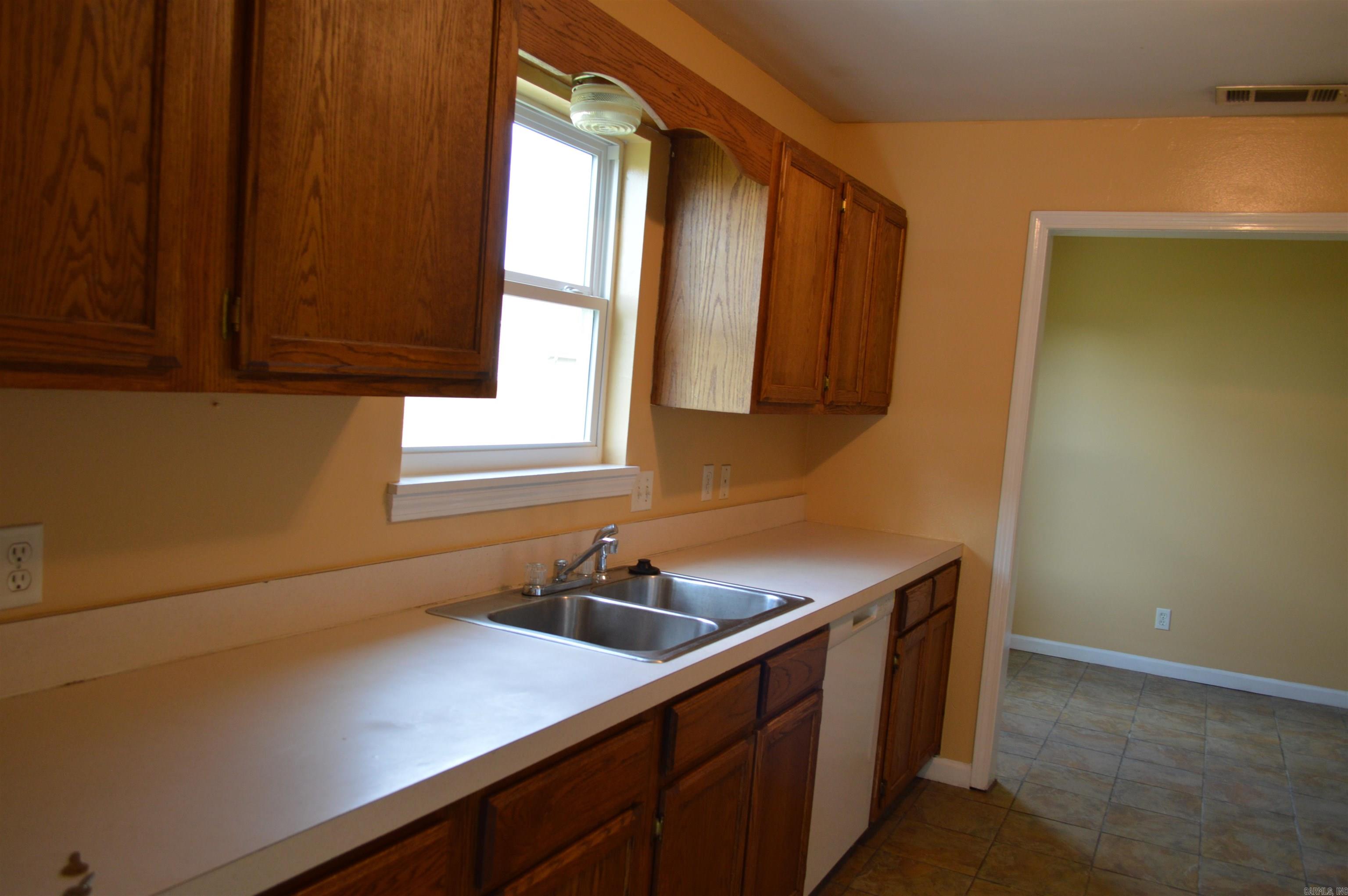 106 W Clinton  Heber Springs, AR