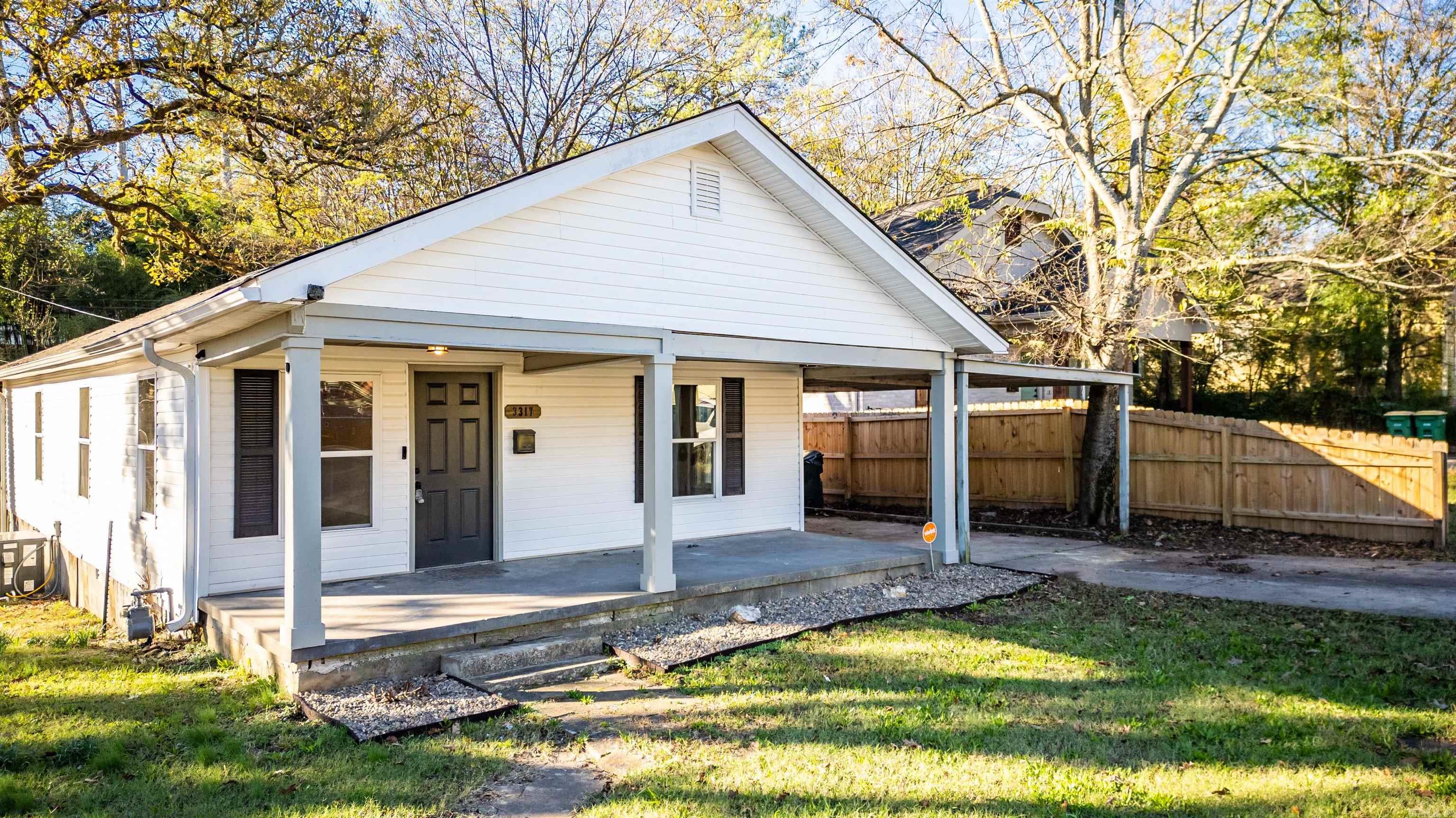 3317 W 7th  Little Rock, AR