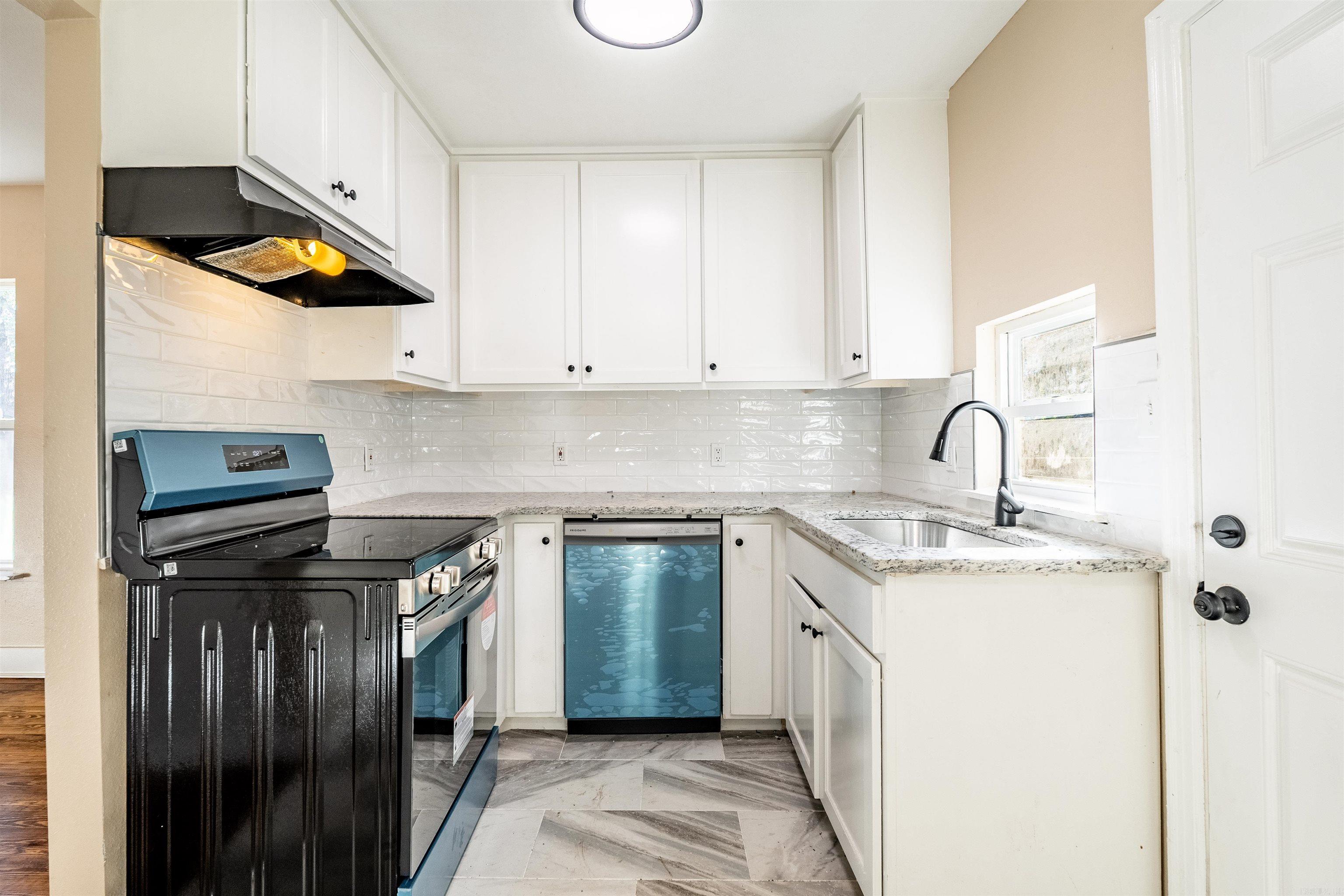 3317 W 7th  Little Rock, AR
