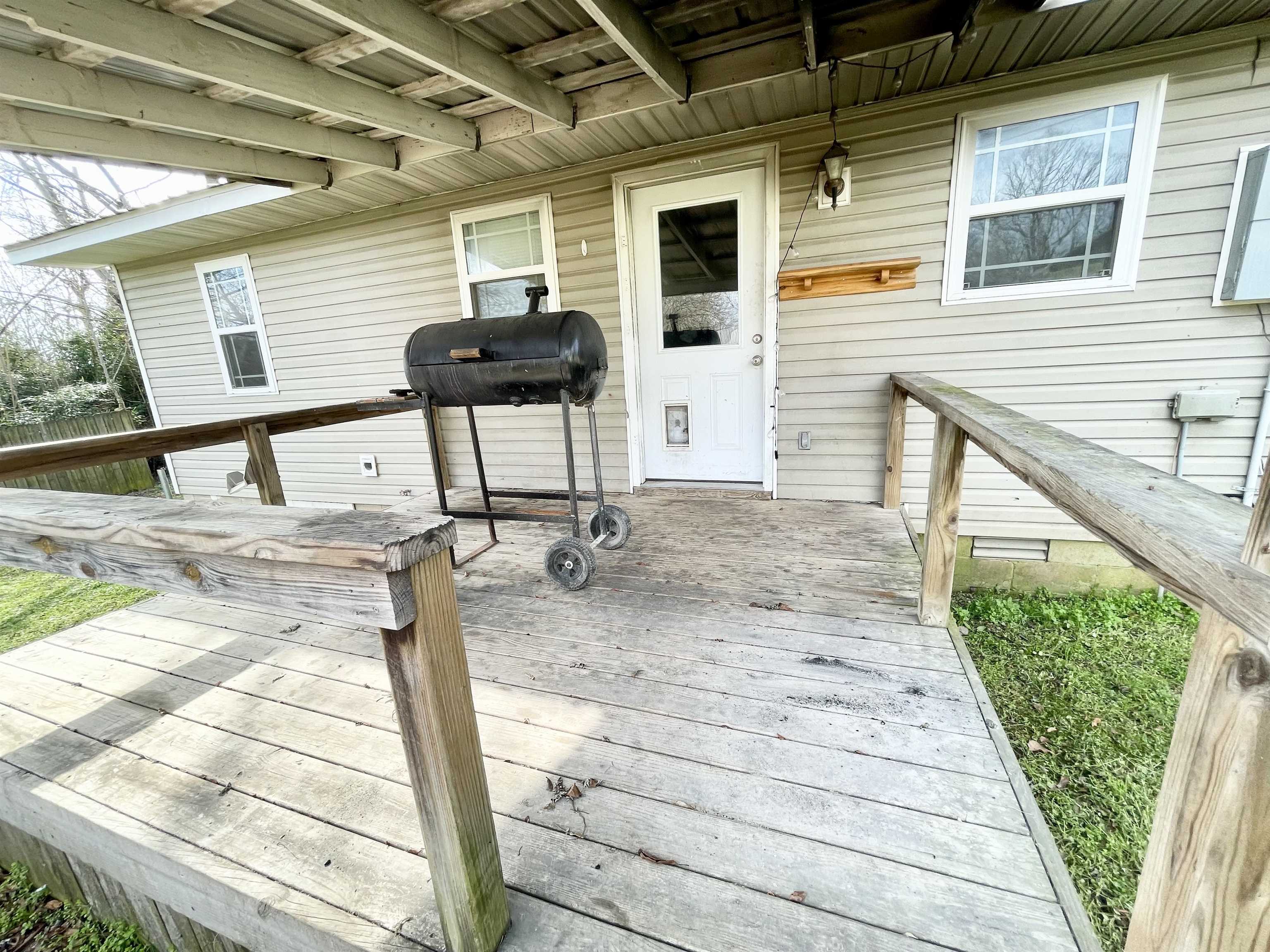 109  Roberts  Salem, AR
