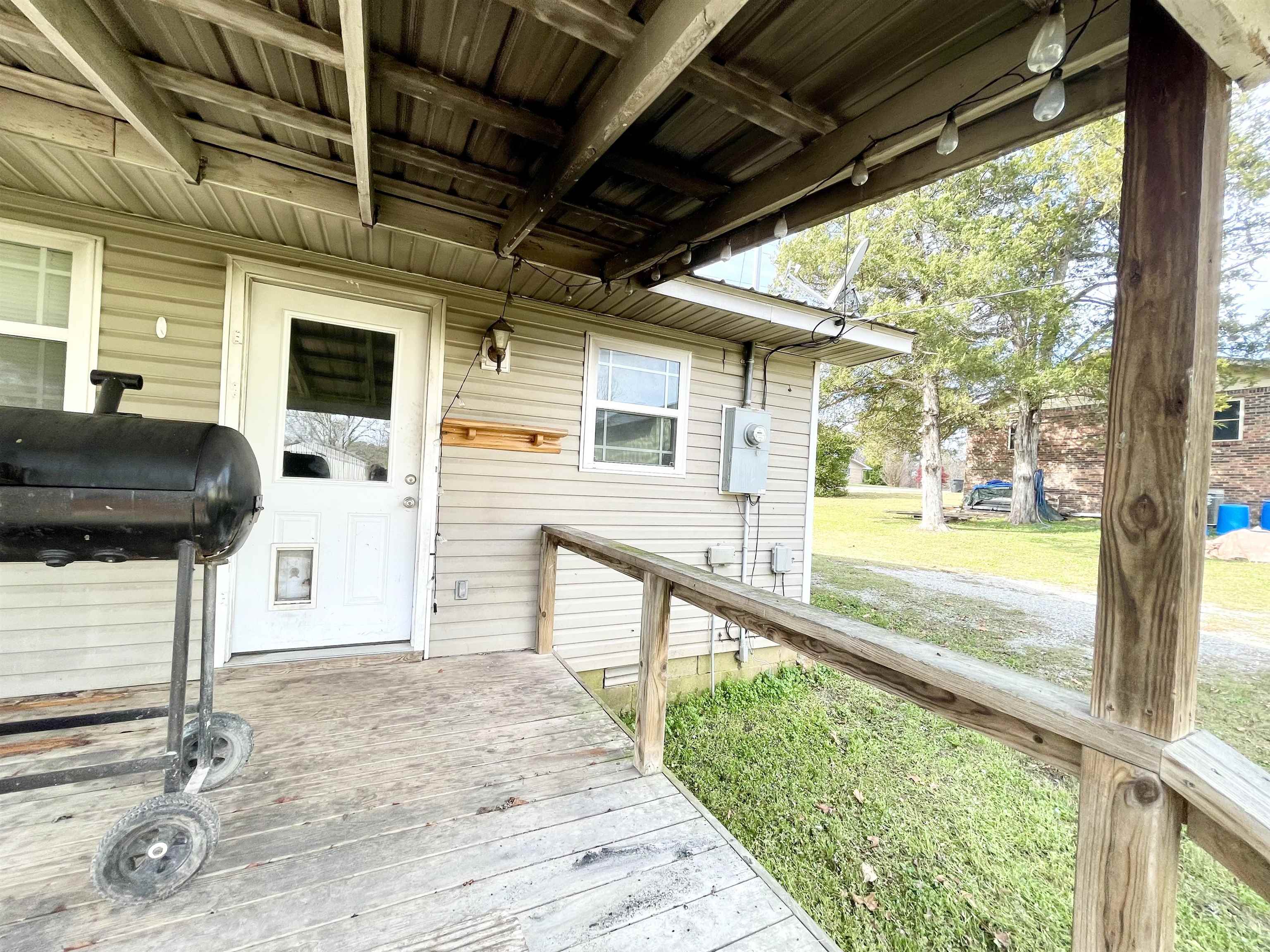 109  Roberts  Salem, AR