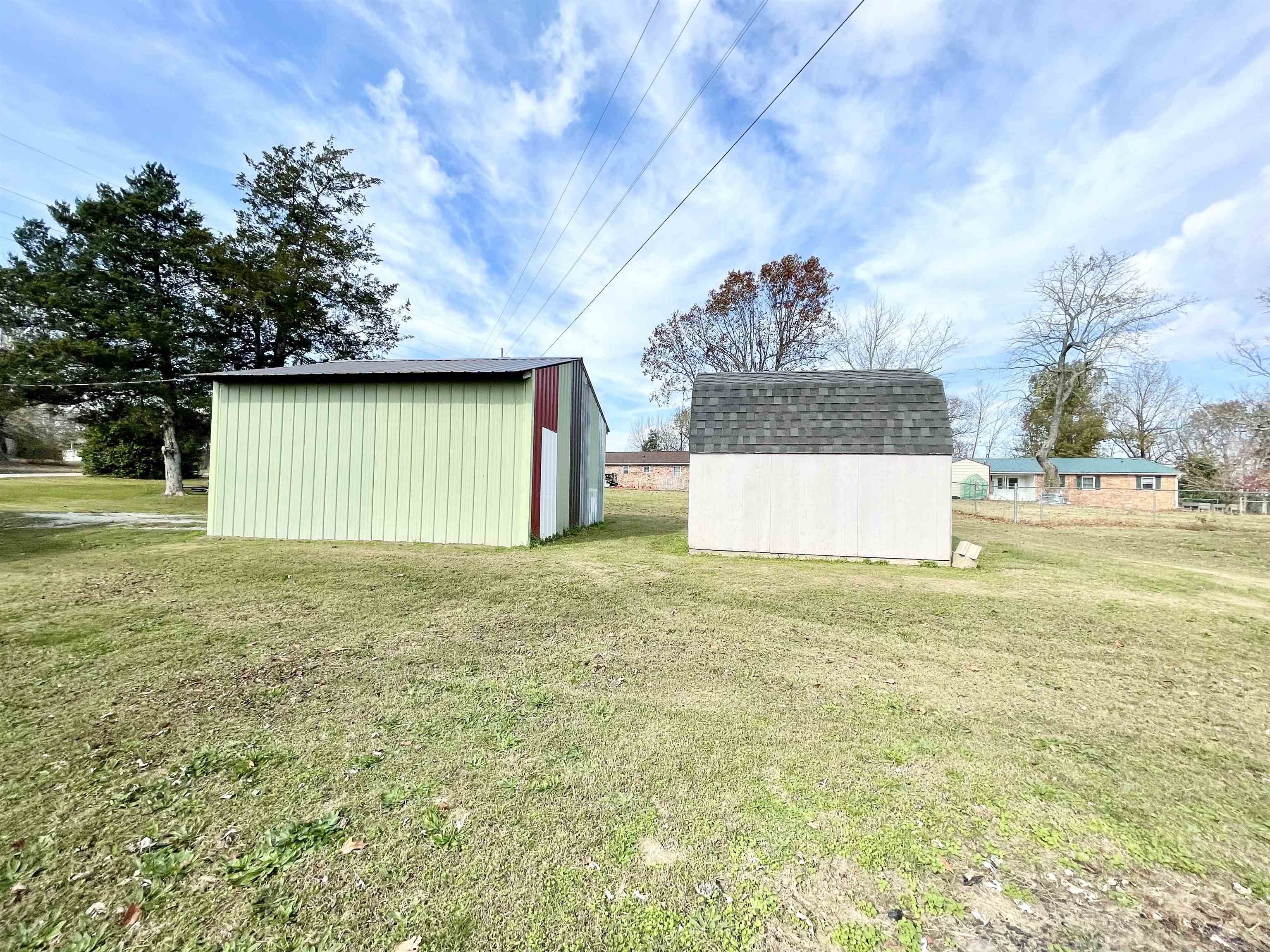 109  Roberts  Salem, AR