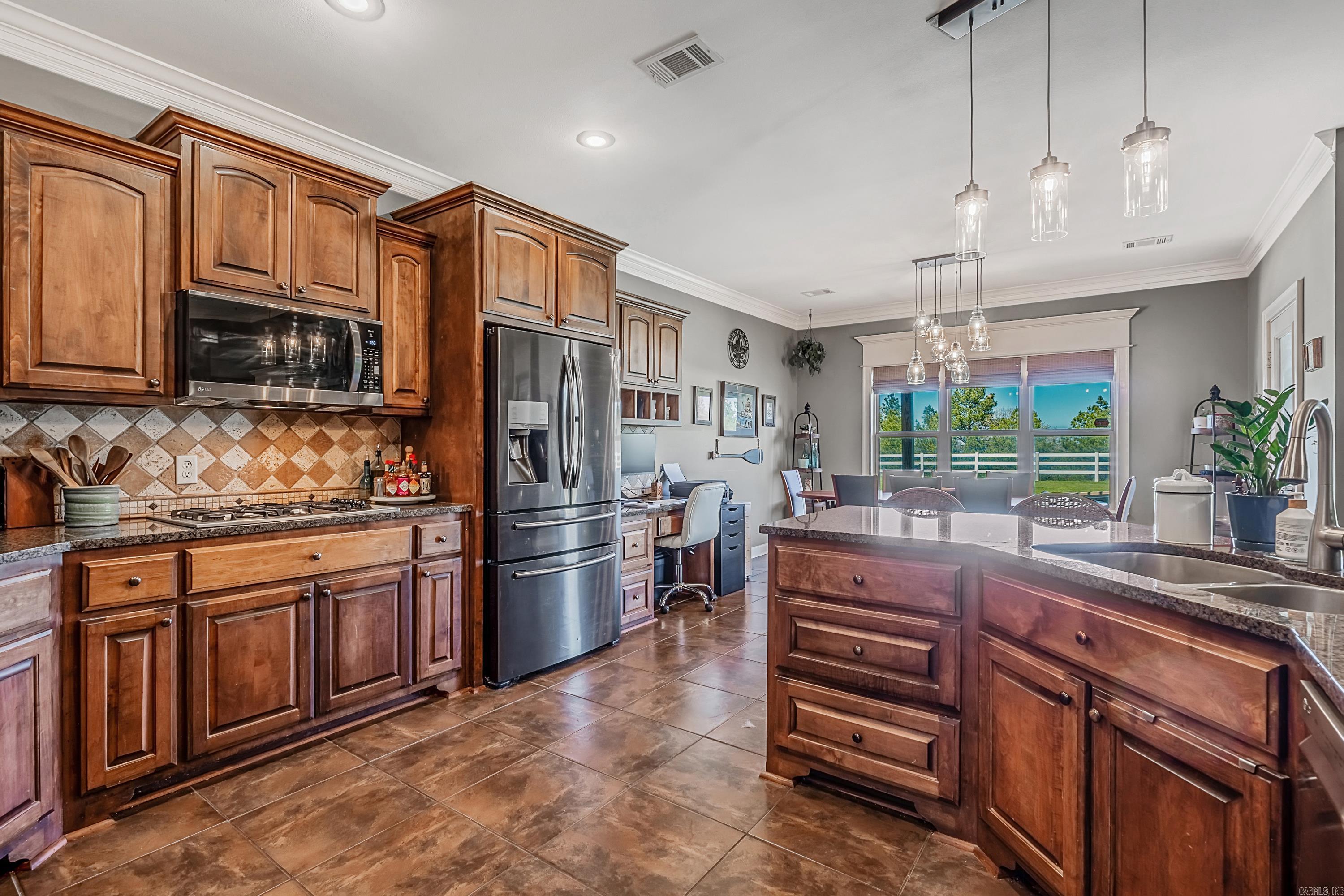 95  Overland Park  Vilonia, AR