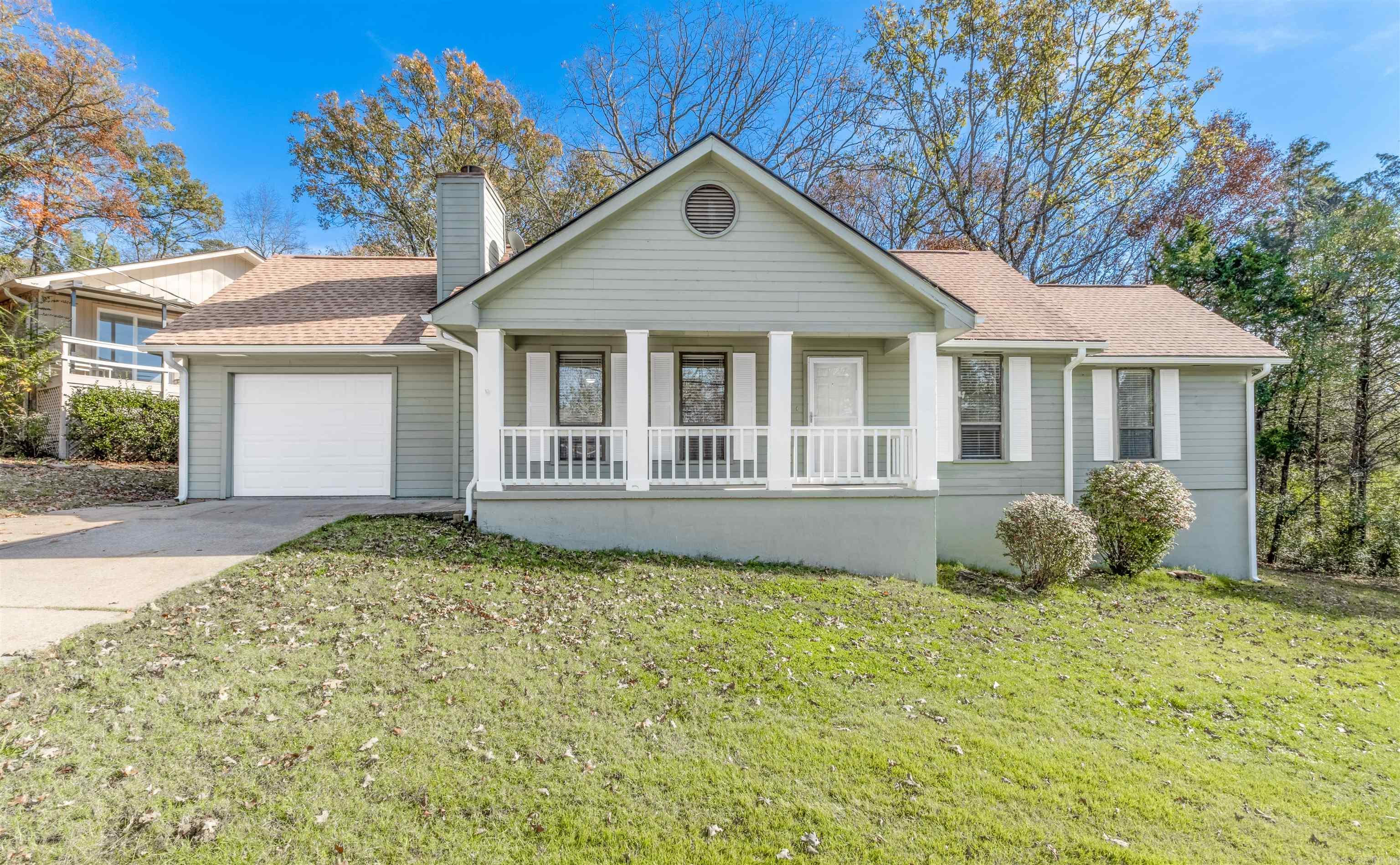 426  Woodlawn  Fairfield Bay, AR