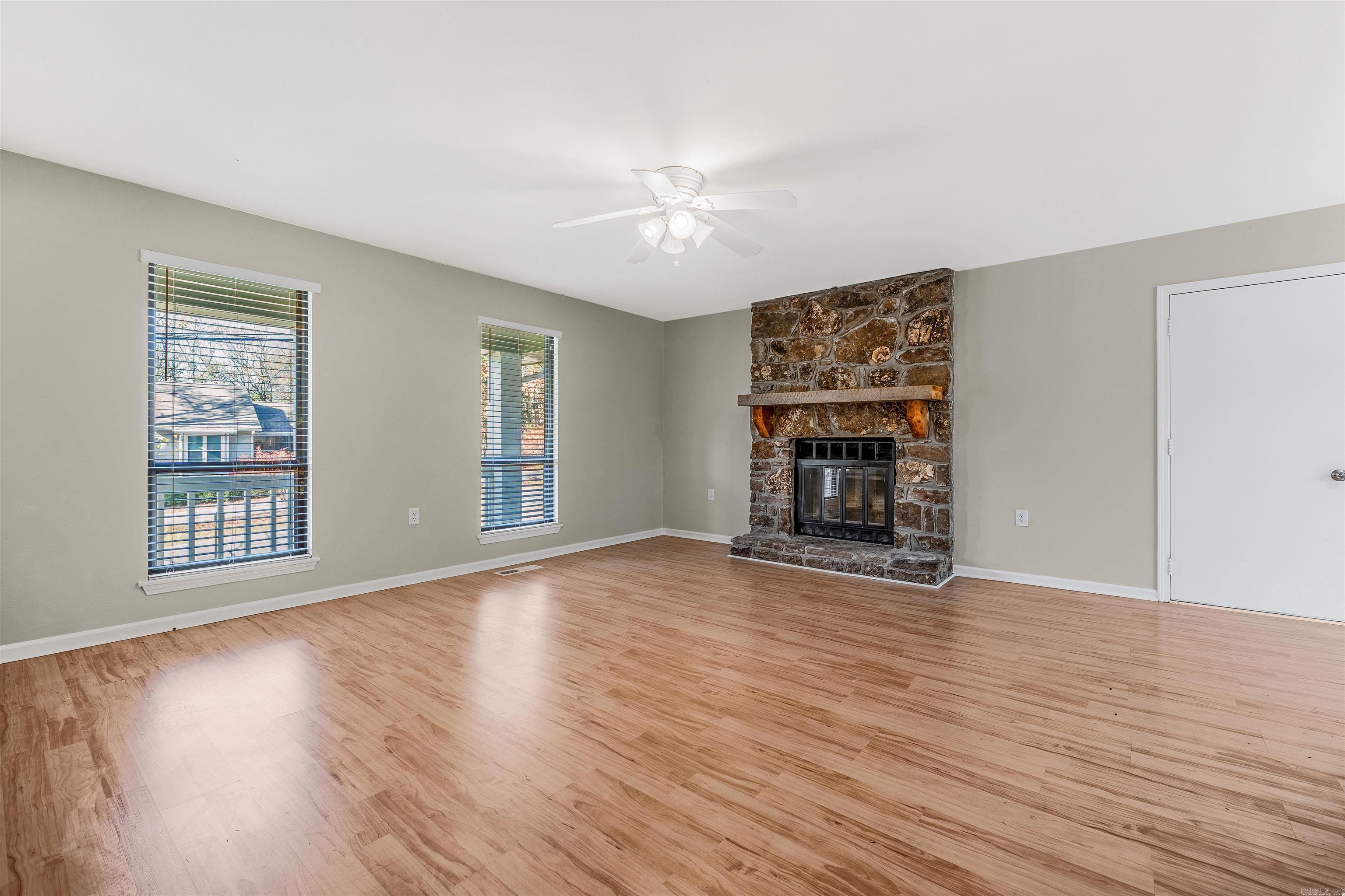 426  Woodlawn  Fairfield Bay, AR