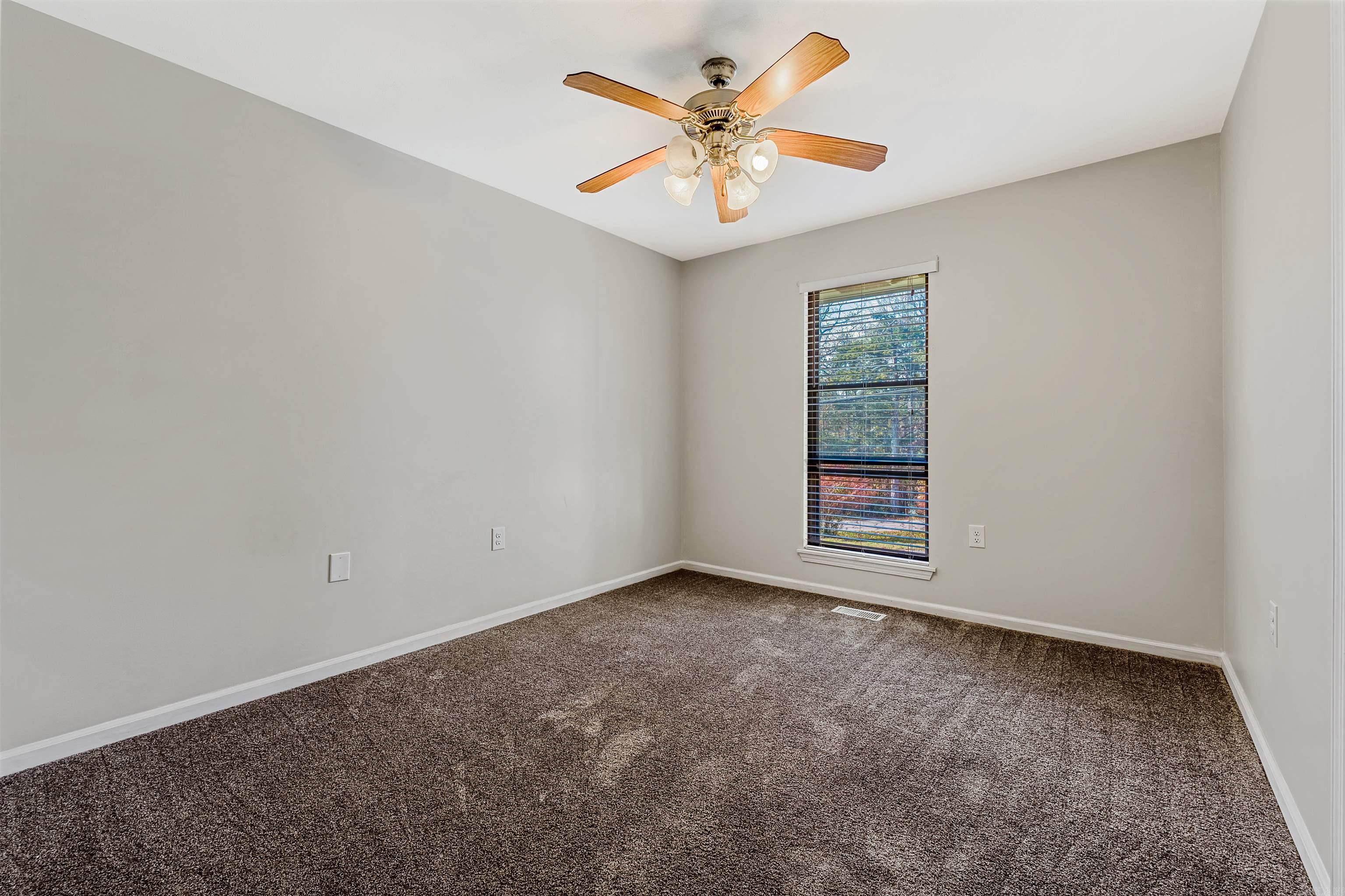 426  Woodlawn  Fairfield Bay, AR