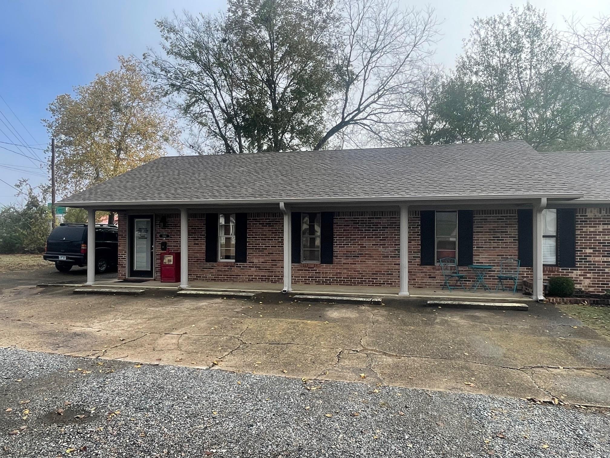1168  Hwy 71 s  Mena, AR