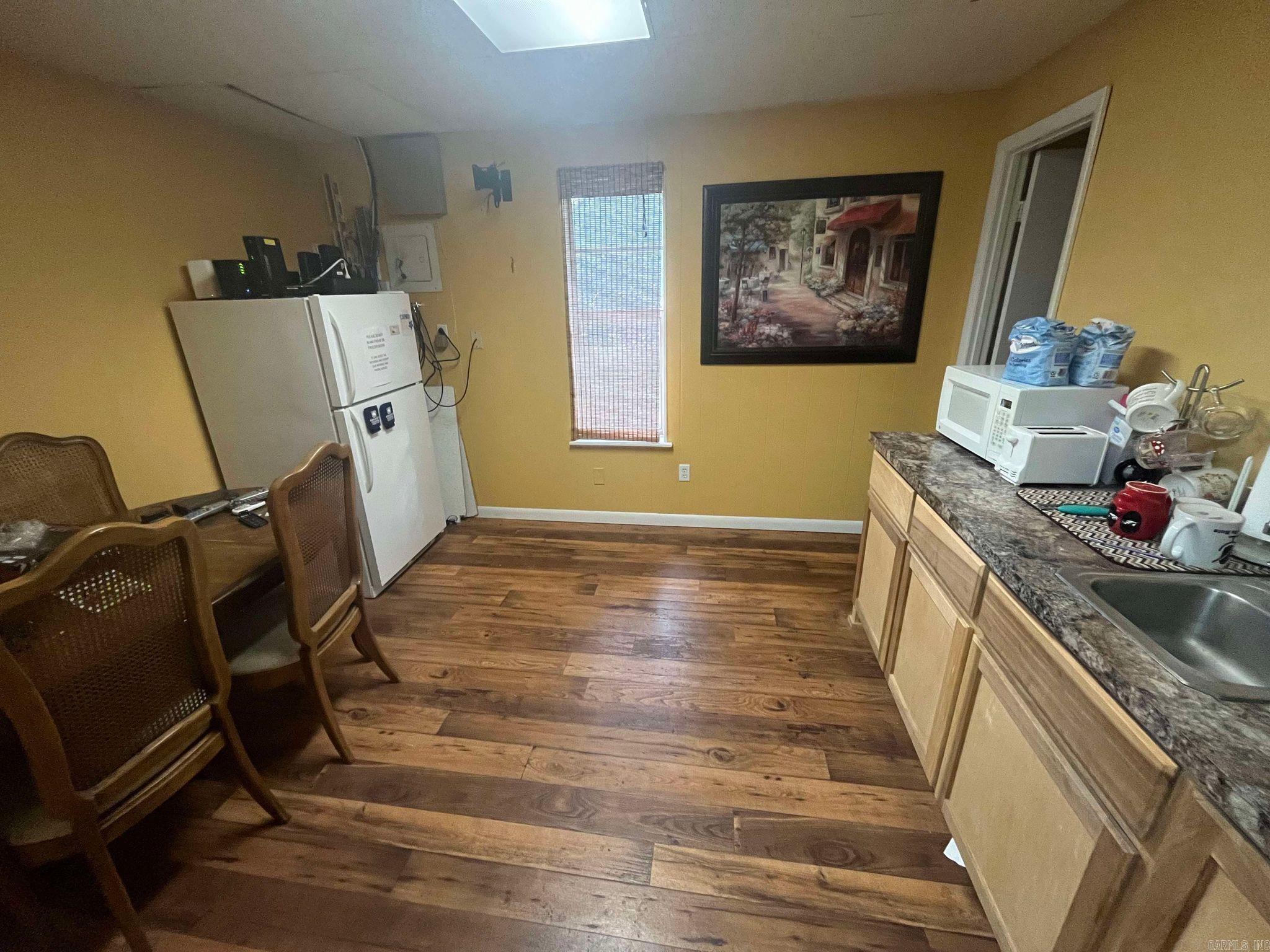 1168  Hwy 71 s  Mena, AR
