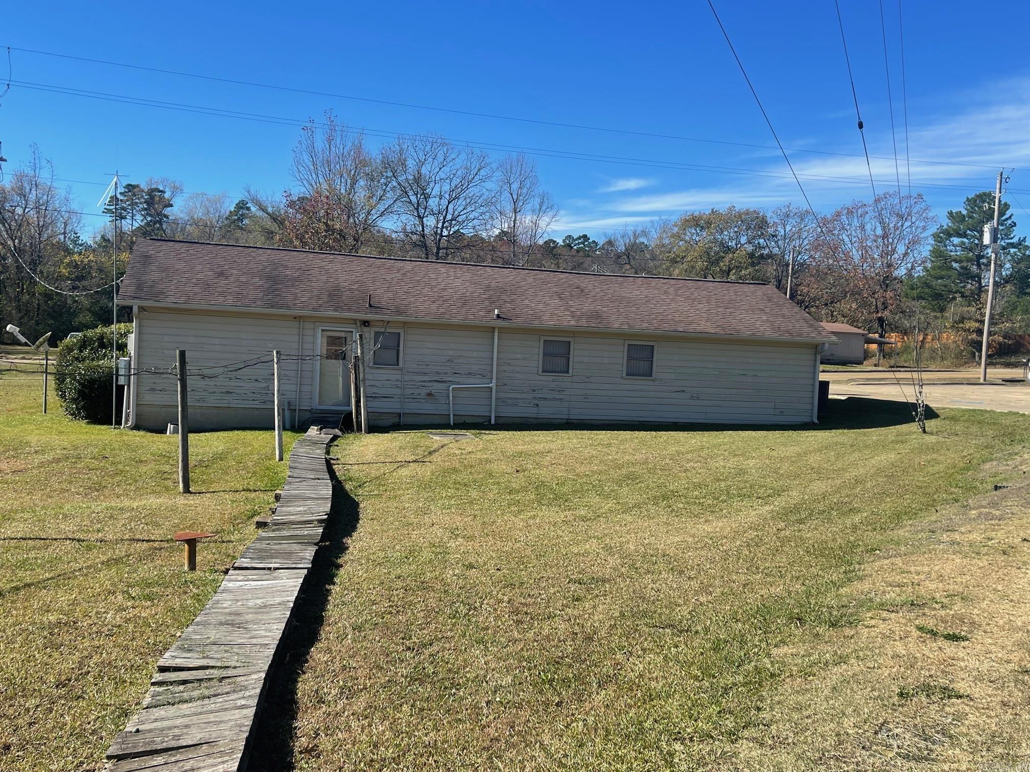 1600  Reine  Mena, AR