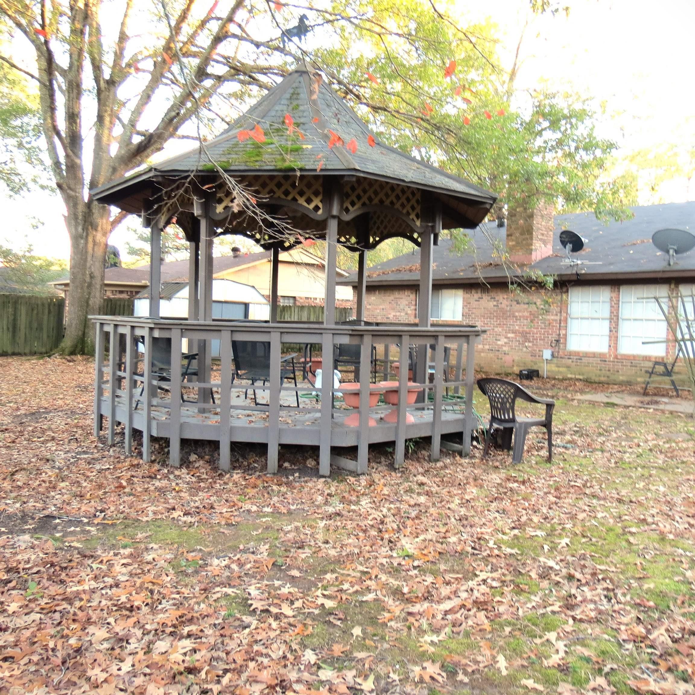 1407  Blackhawk Ridge  Pine Bluff, AR