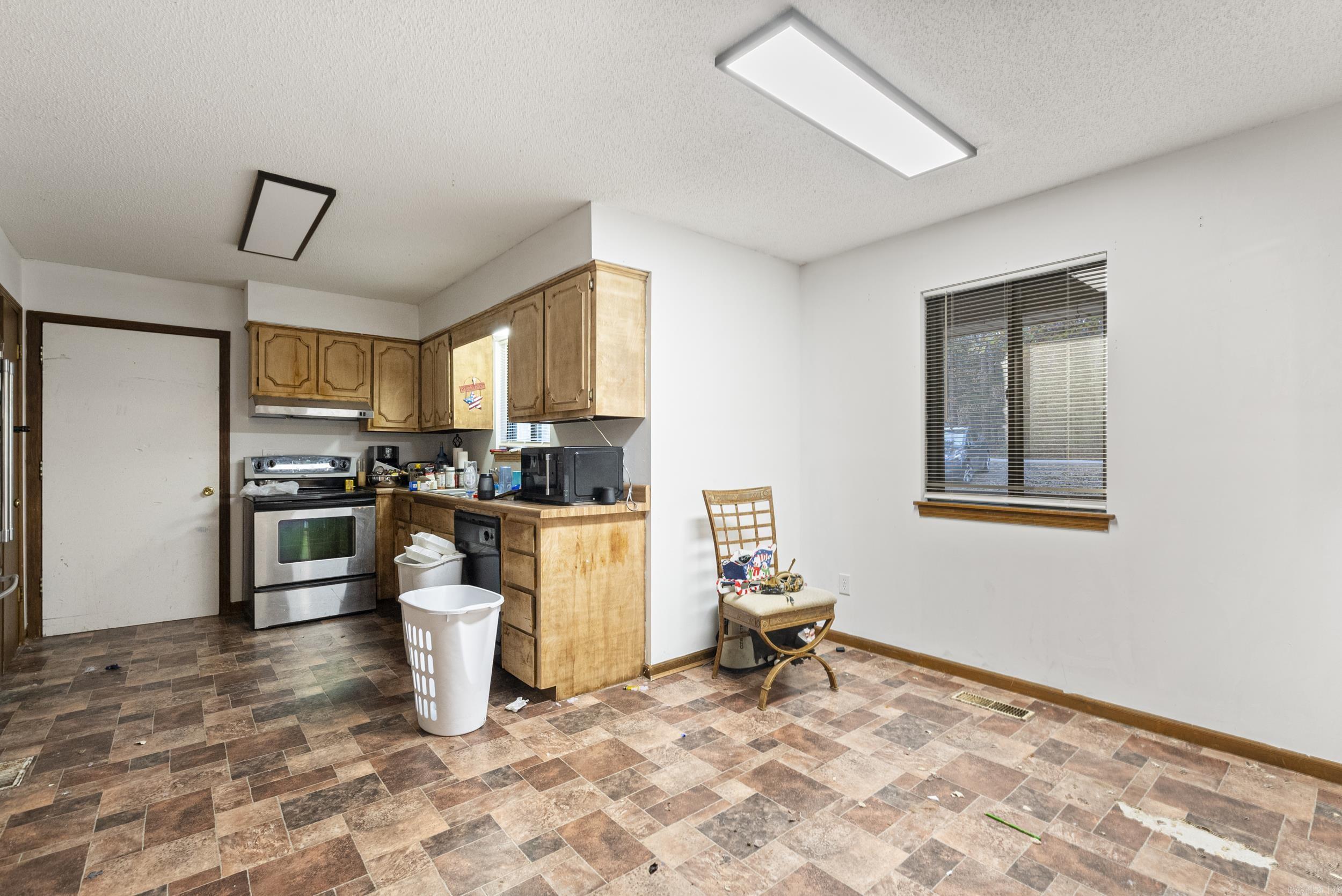 222  Pine Knot  Fairfield Bay, AR