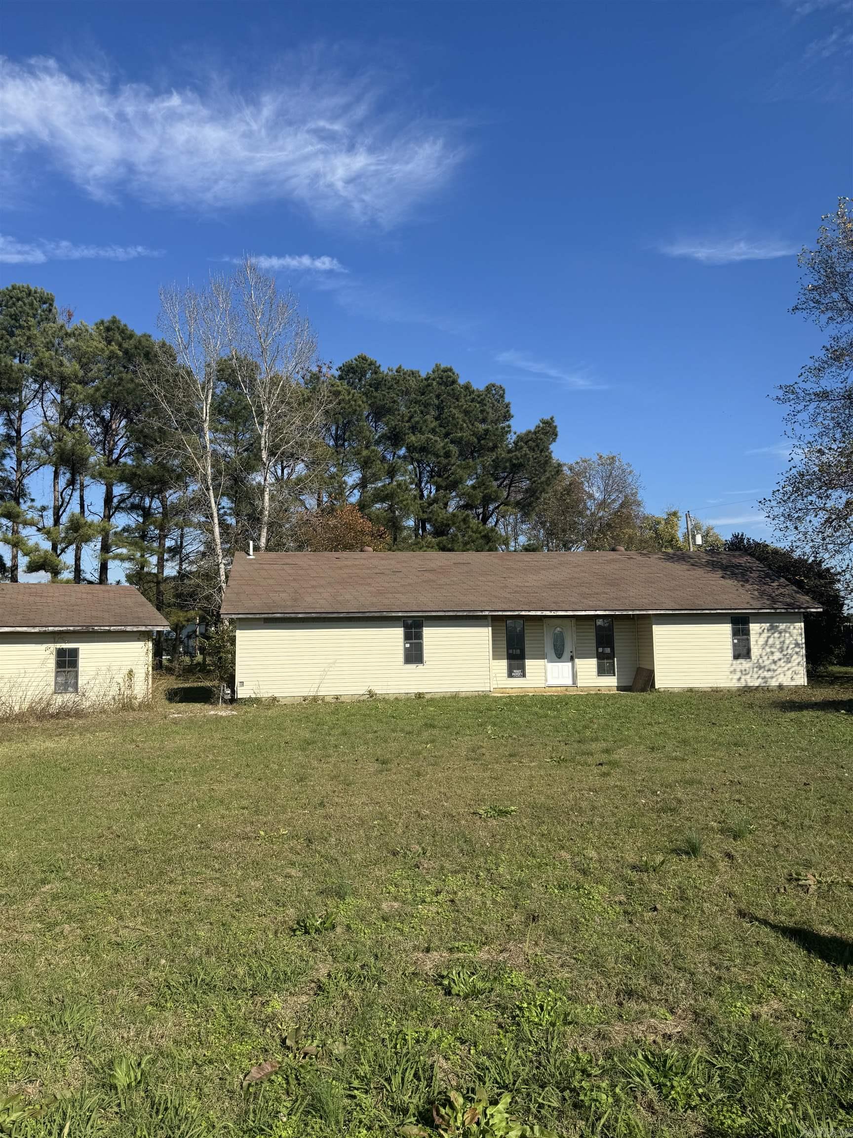 1  Willow  Newport, AR