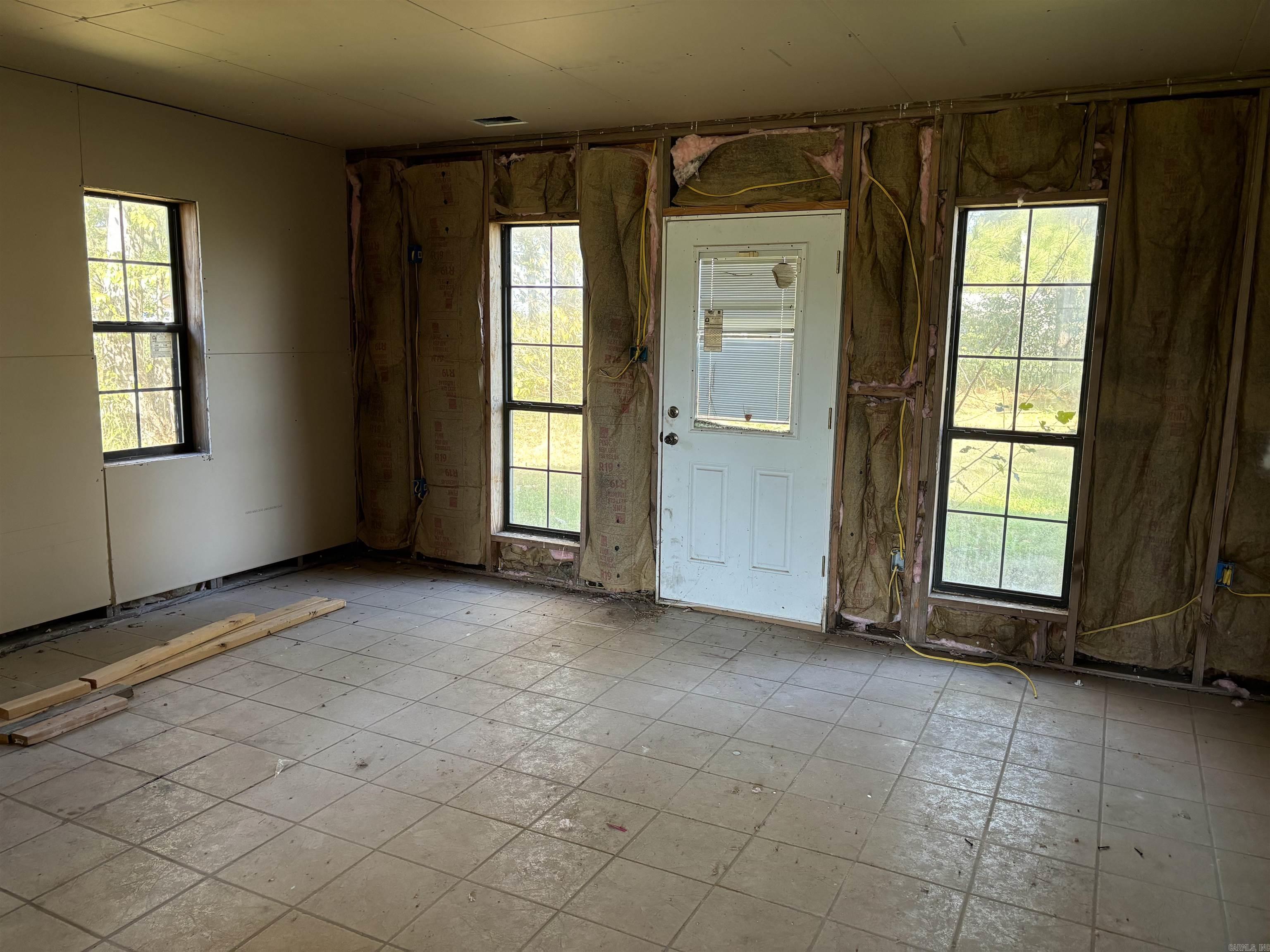 1  Willow  Newport, AR