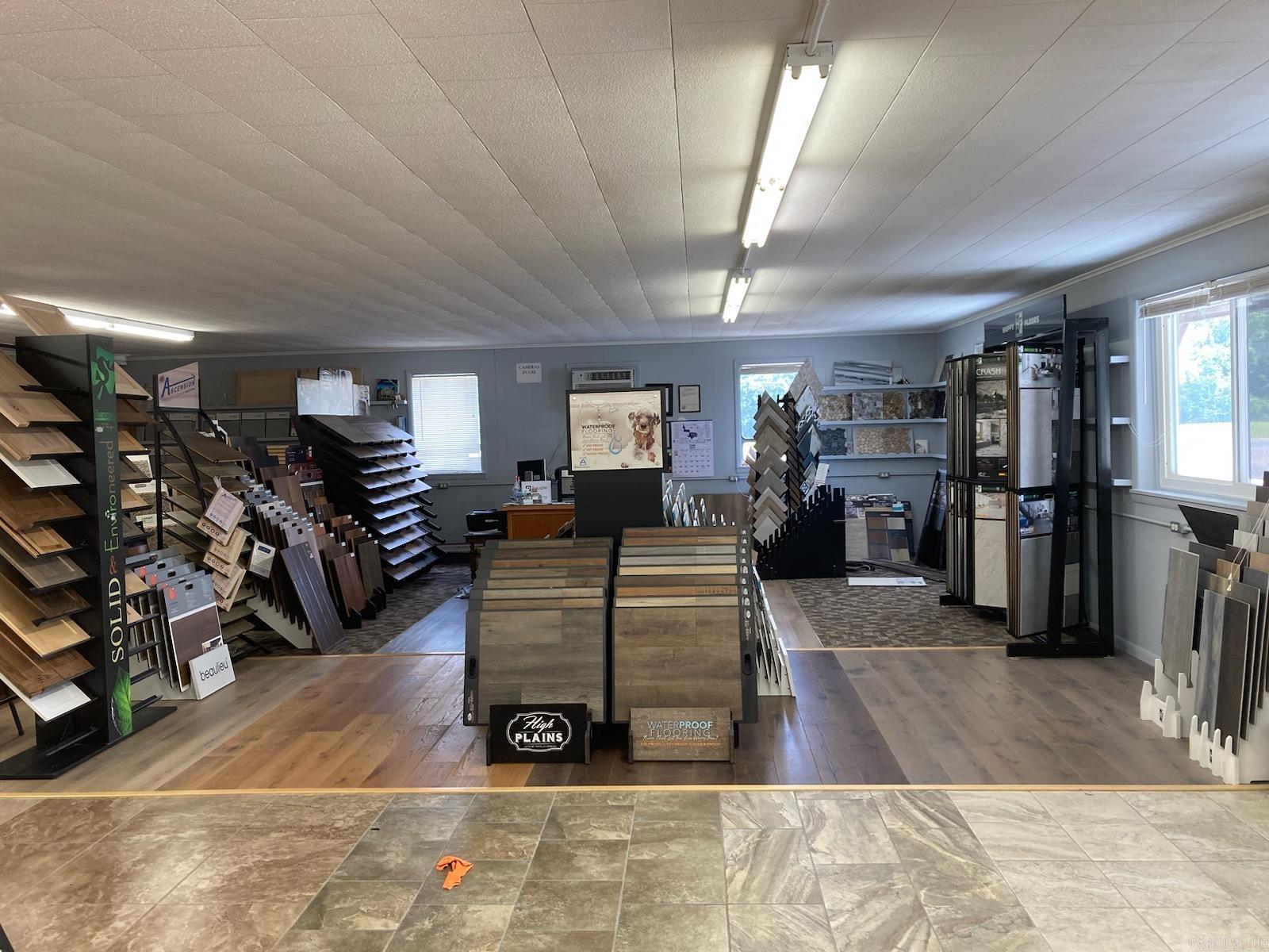 28 N Highway 27  Mount Ida, AR