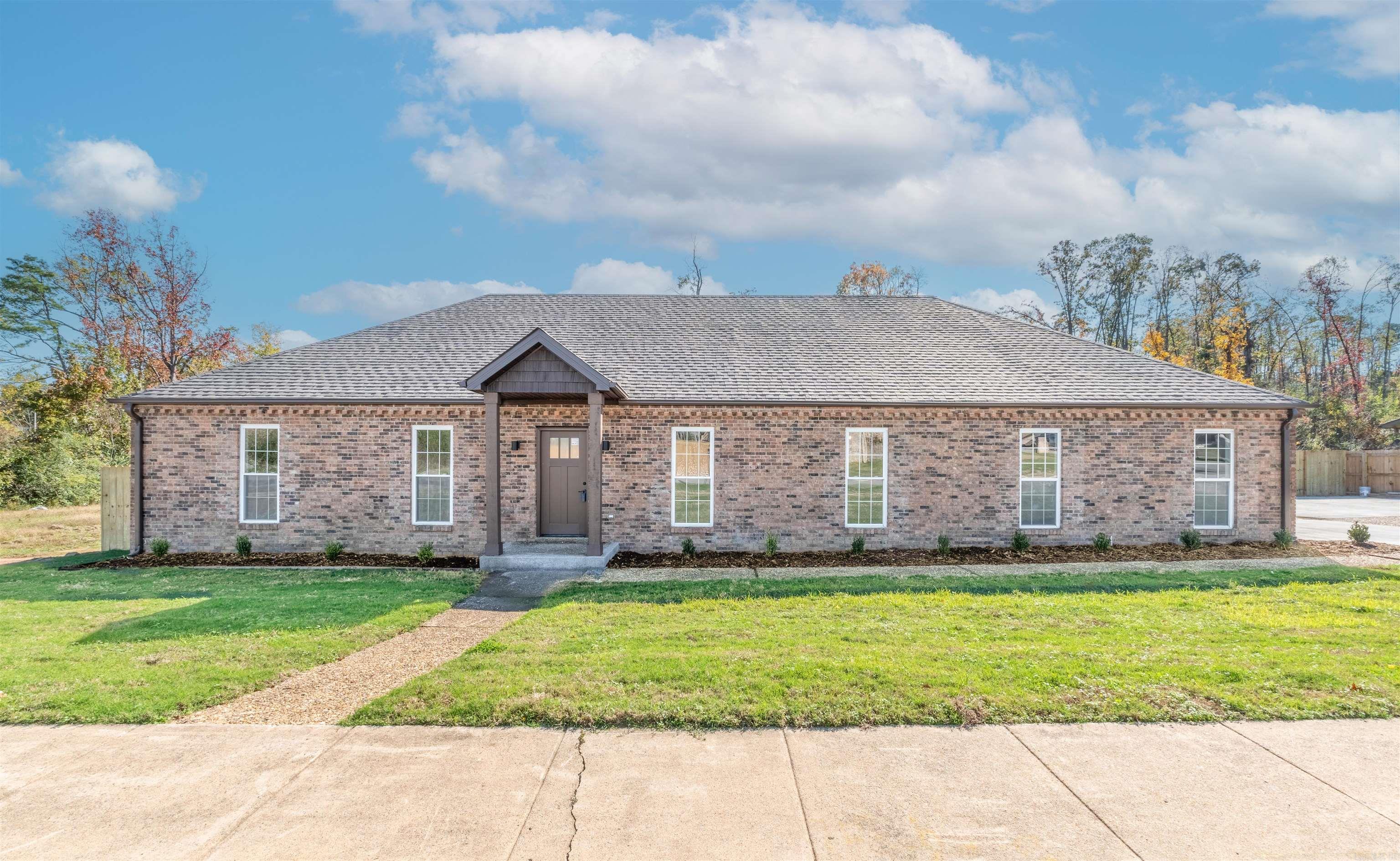 1115 N Shackleford Road Little Rock, AR 72211