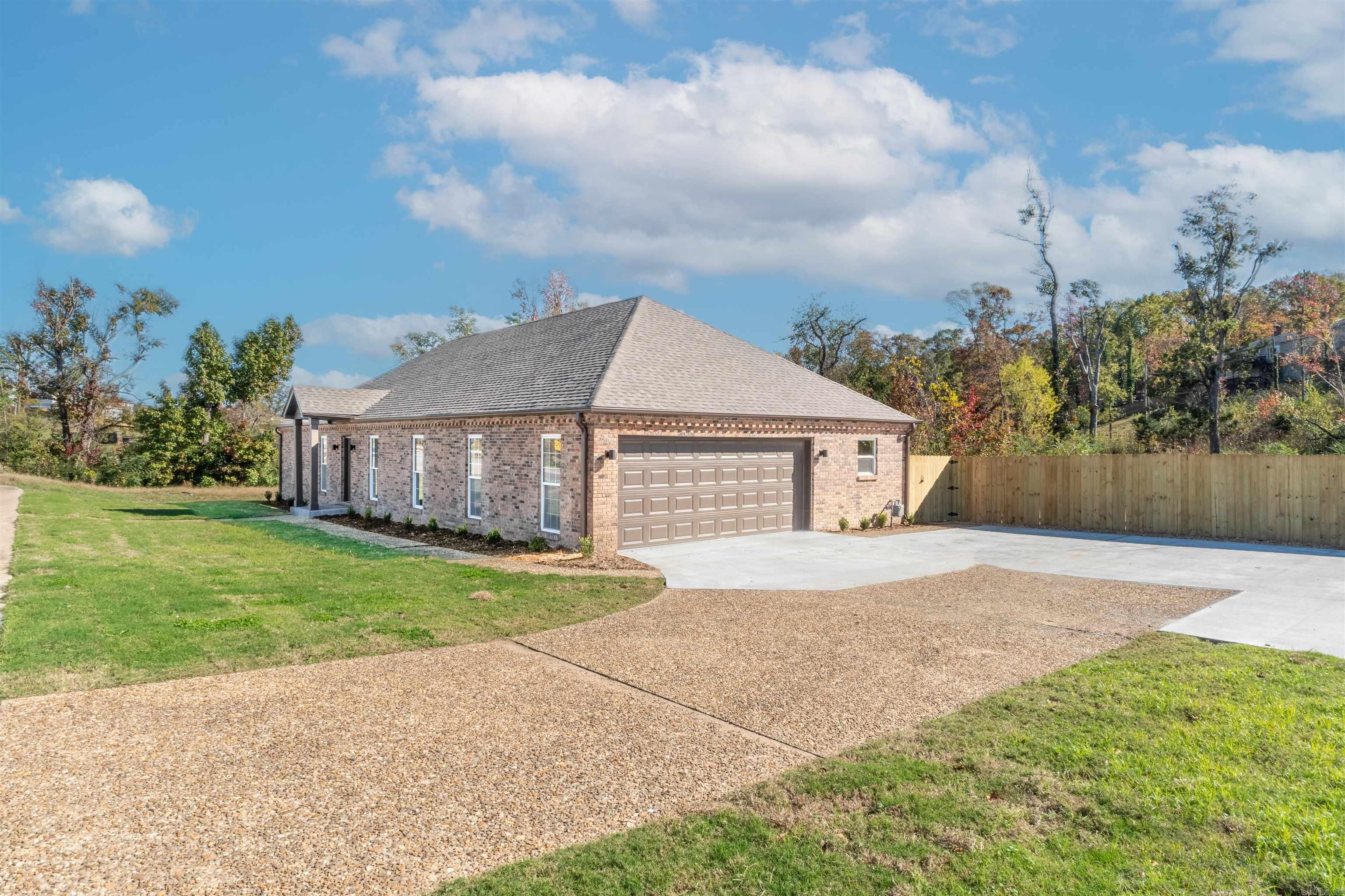 1115 N Shackleford Road Little Rock, AR 72211