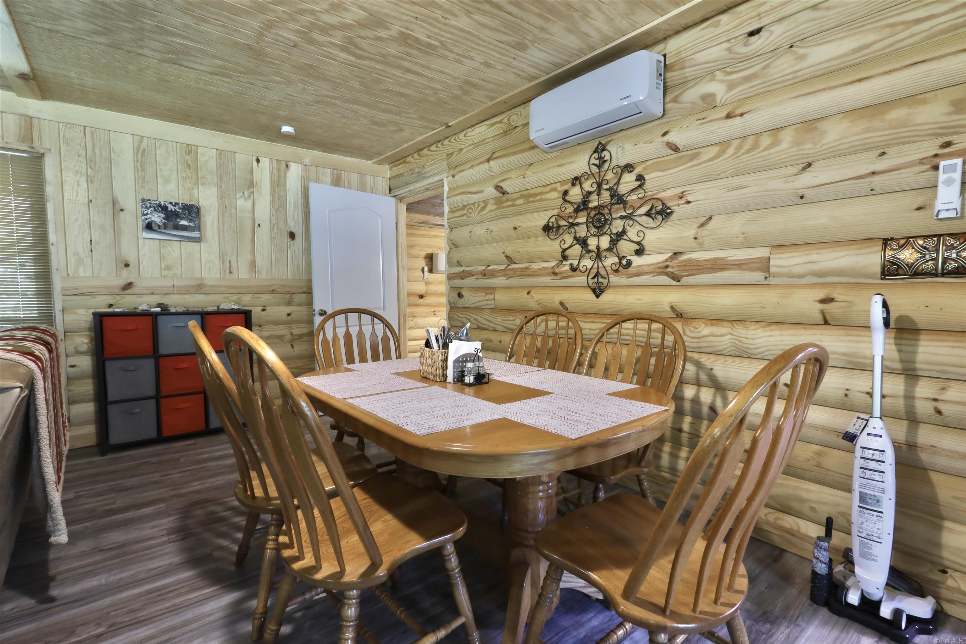 21  CHRIS ROAD  Amity, AR