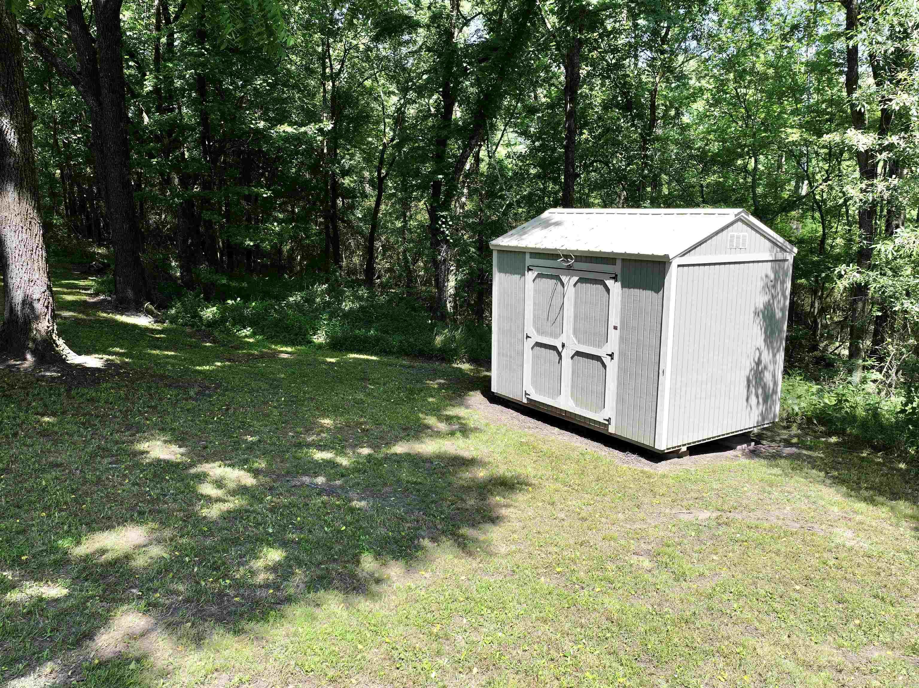 21  CHRIS ROAD  Amity, AR