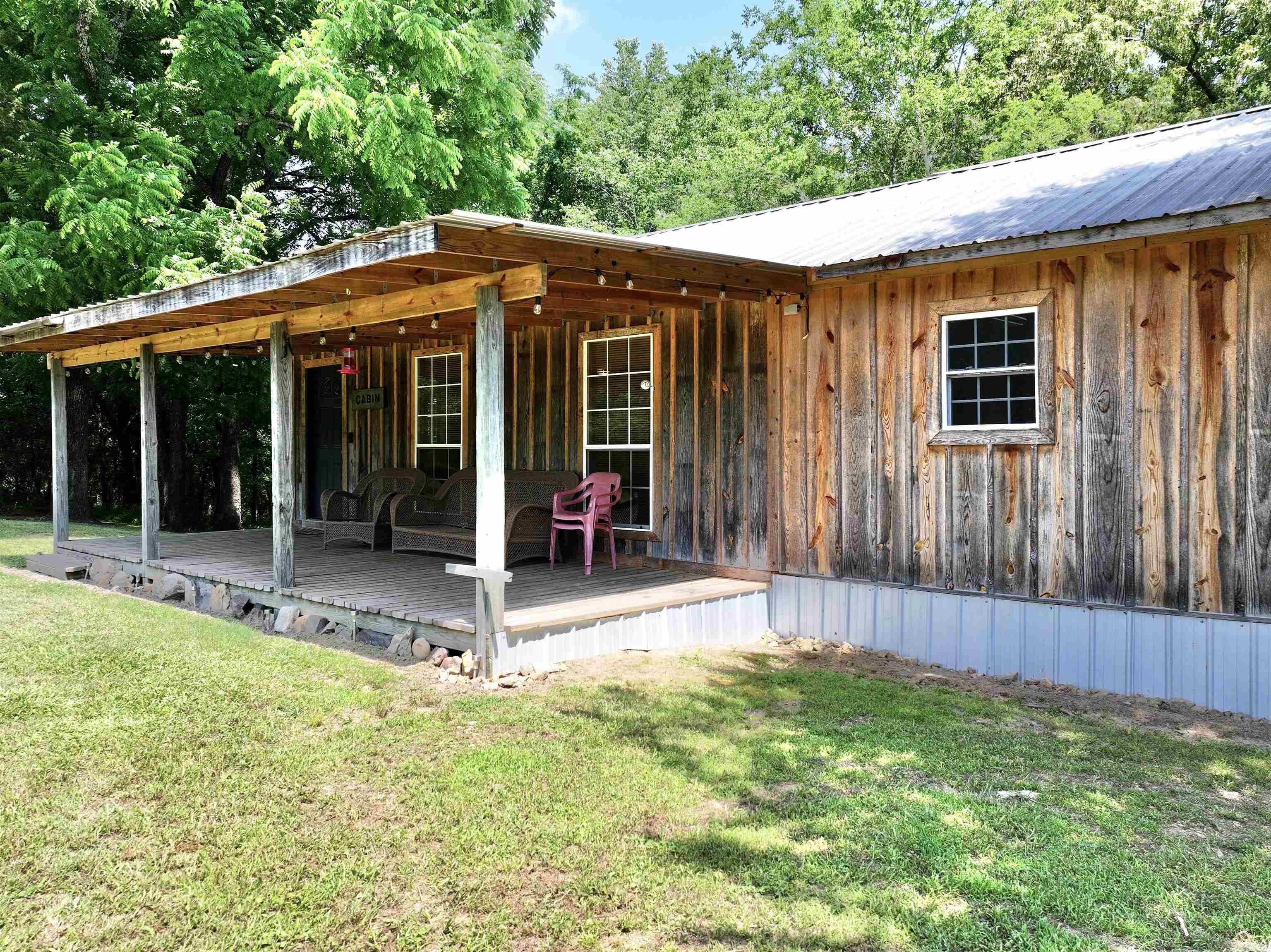 21  CHRIS ROAD  Amity, AR